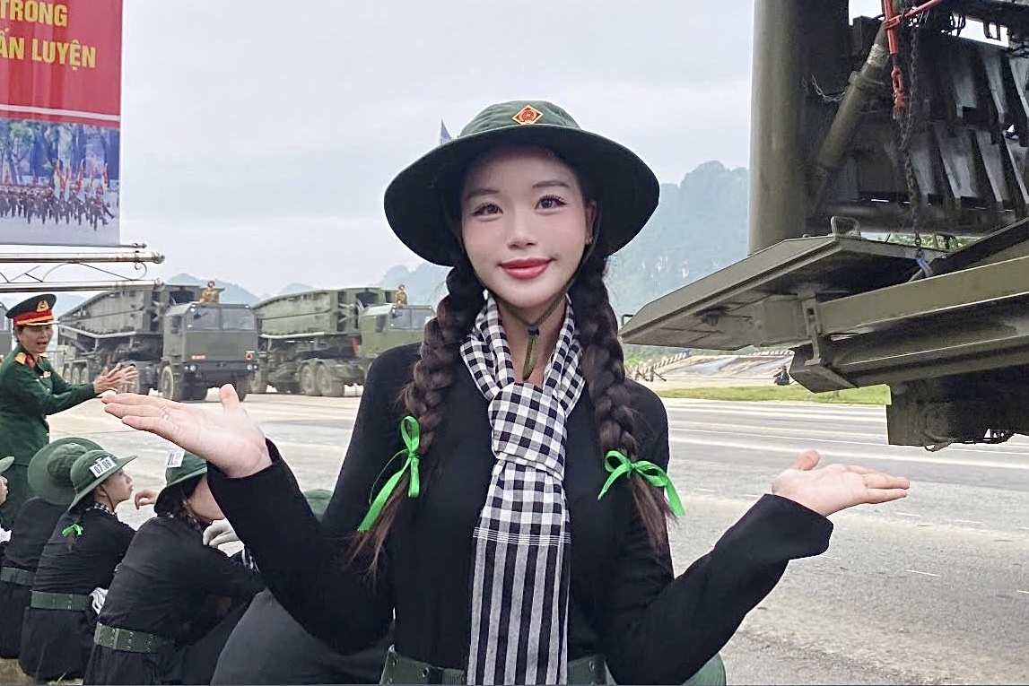 Hoan tot nghiep, xin nghi viec de ra Ha Noi lam 'nu du kich’ A80 hinh anh