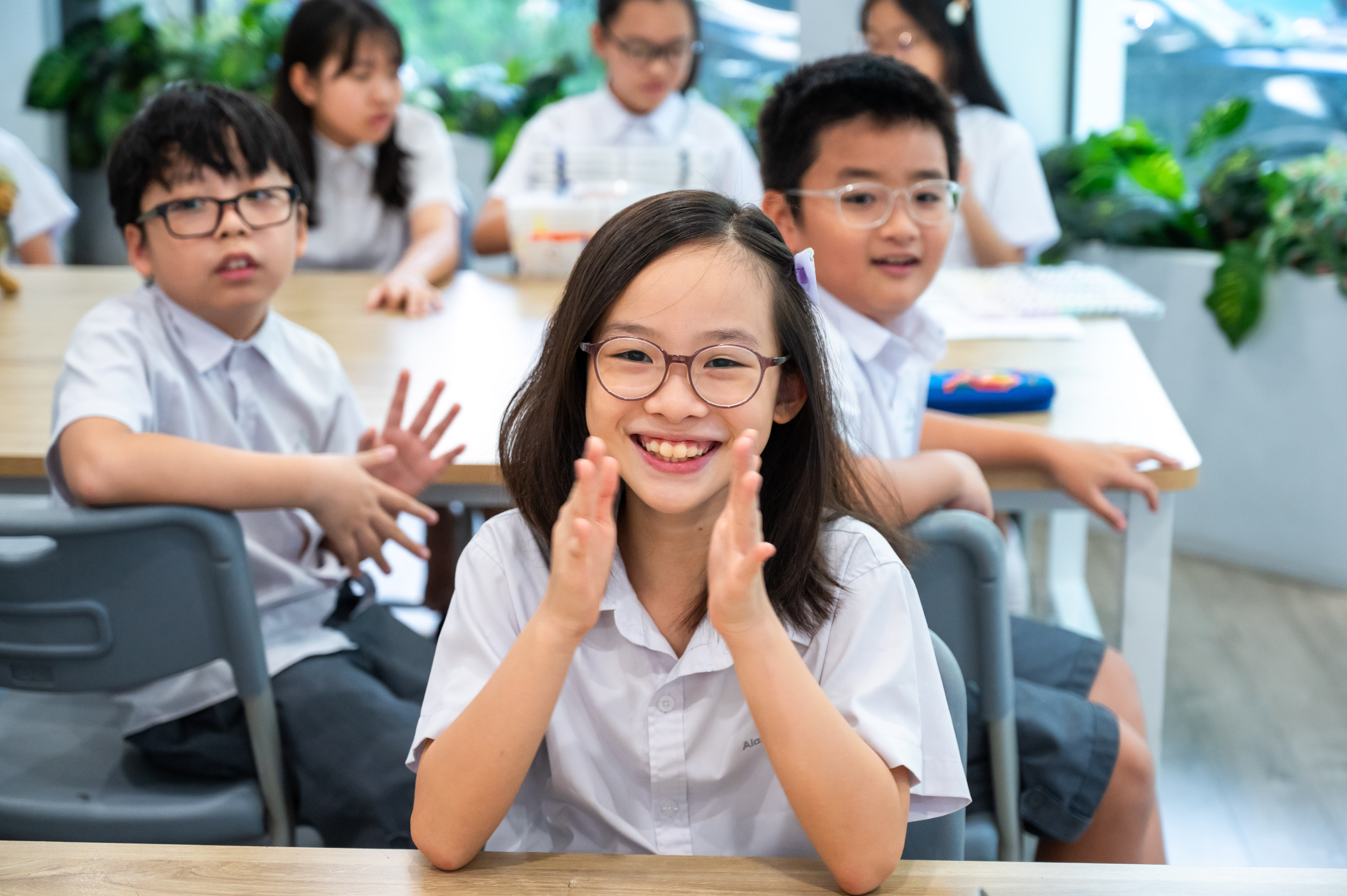 Tin moi nhat ve sap xep truong hoc o cac tinh, thanh hinh anh