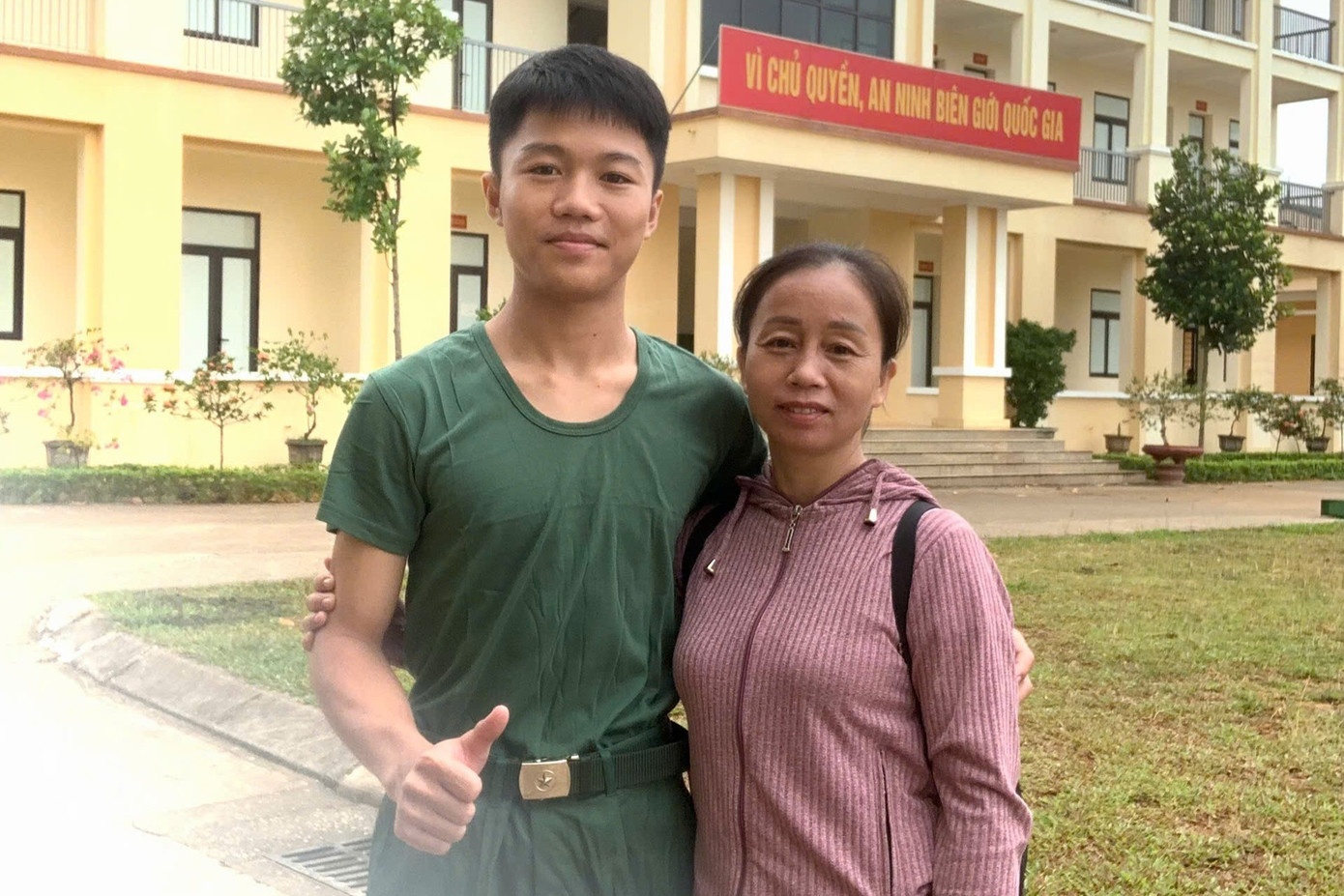 Nam sinh viet tam thu gui bo truong GD&DT duoc Dai hoc Vinh tiep nhan hinh anh