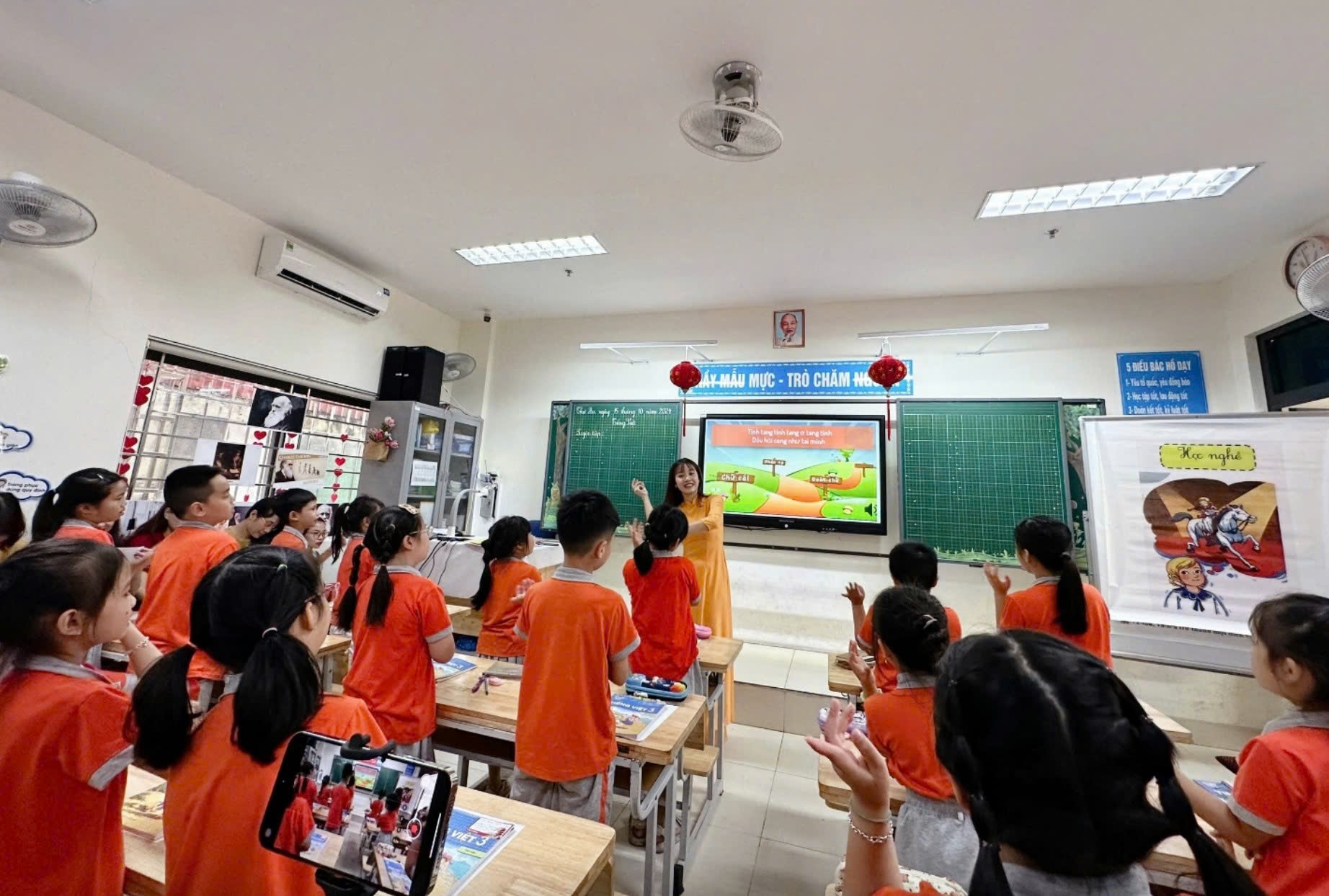 Phu huynh ky vong gi vao bo sach giao khoa thong nhat tu nam 2026? hinh anh