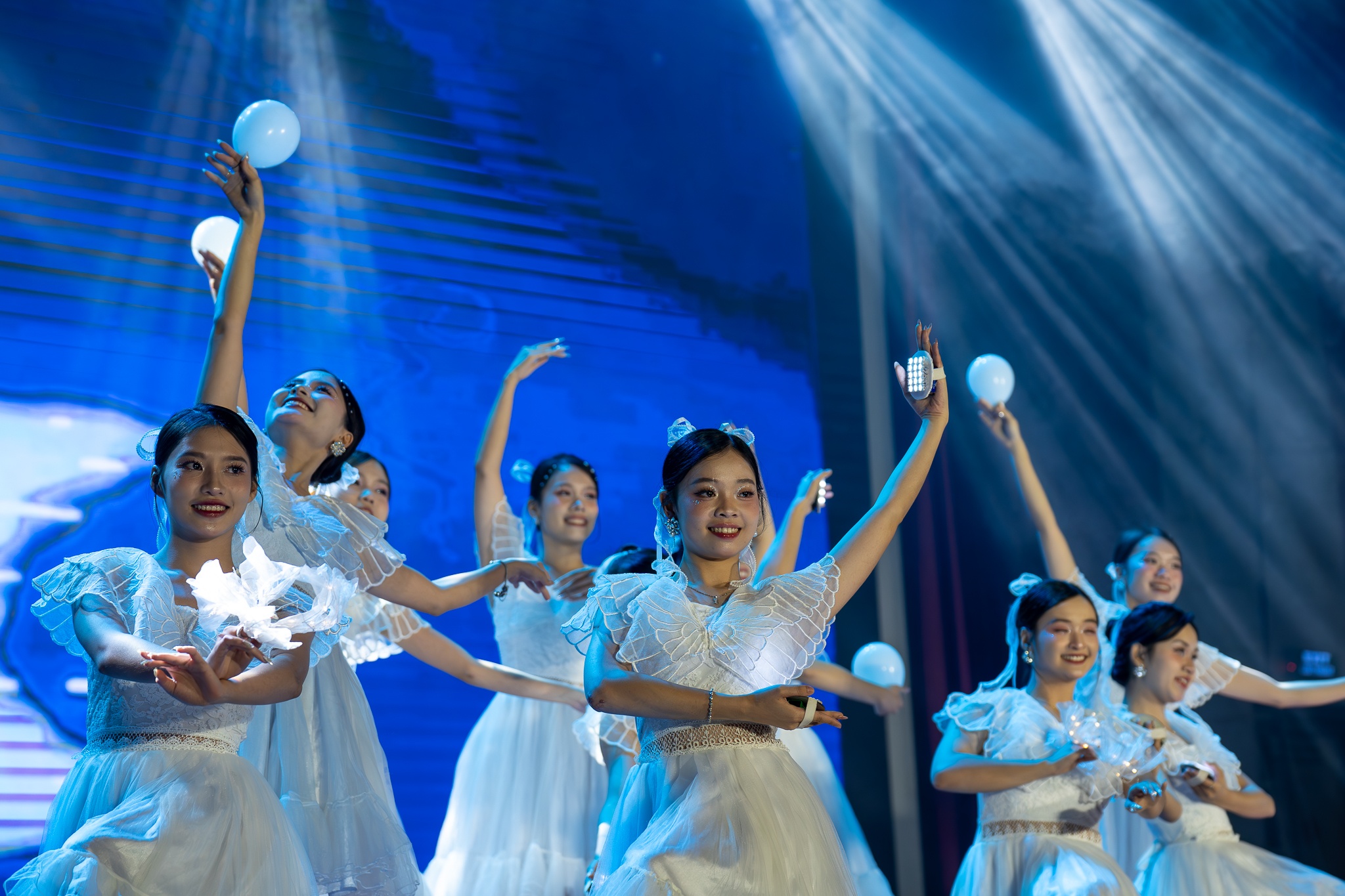 dem kich bao chi anh 21
