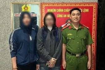 Nu sinh bi 'bat coc' vao khach san, suyt mat nua ty dong hinh anh
