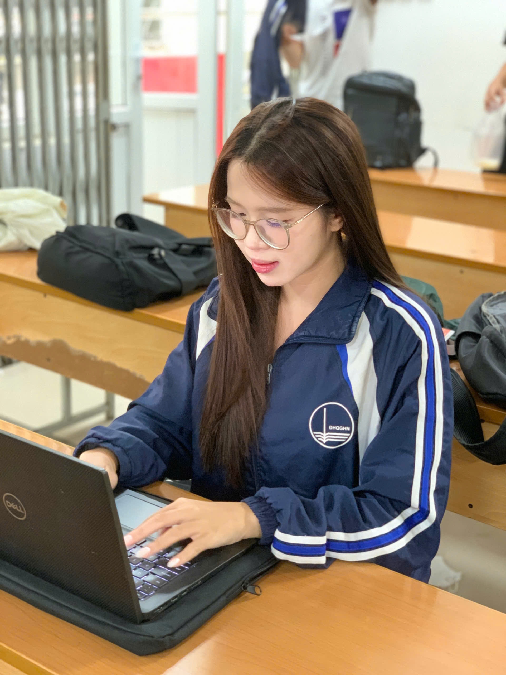 sinh vien hoc AI anh 1