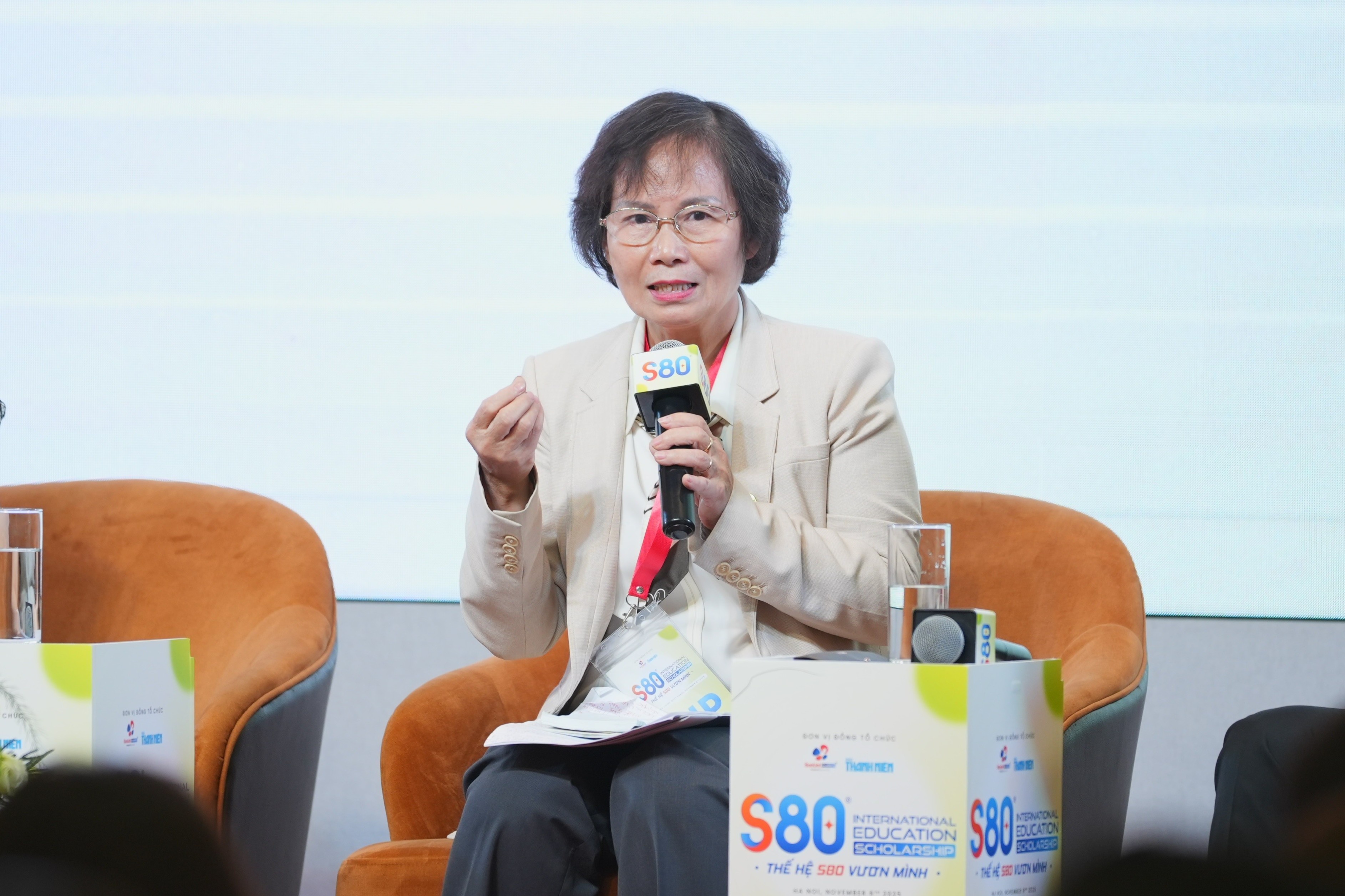 tieng Anh tu lop 1 anh 2