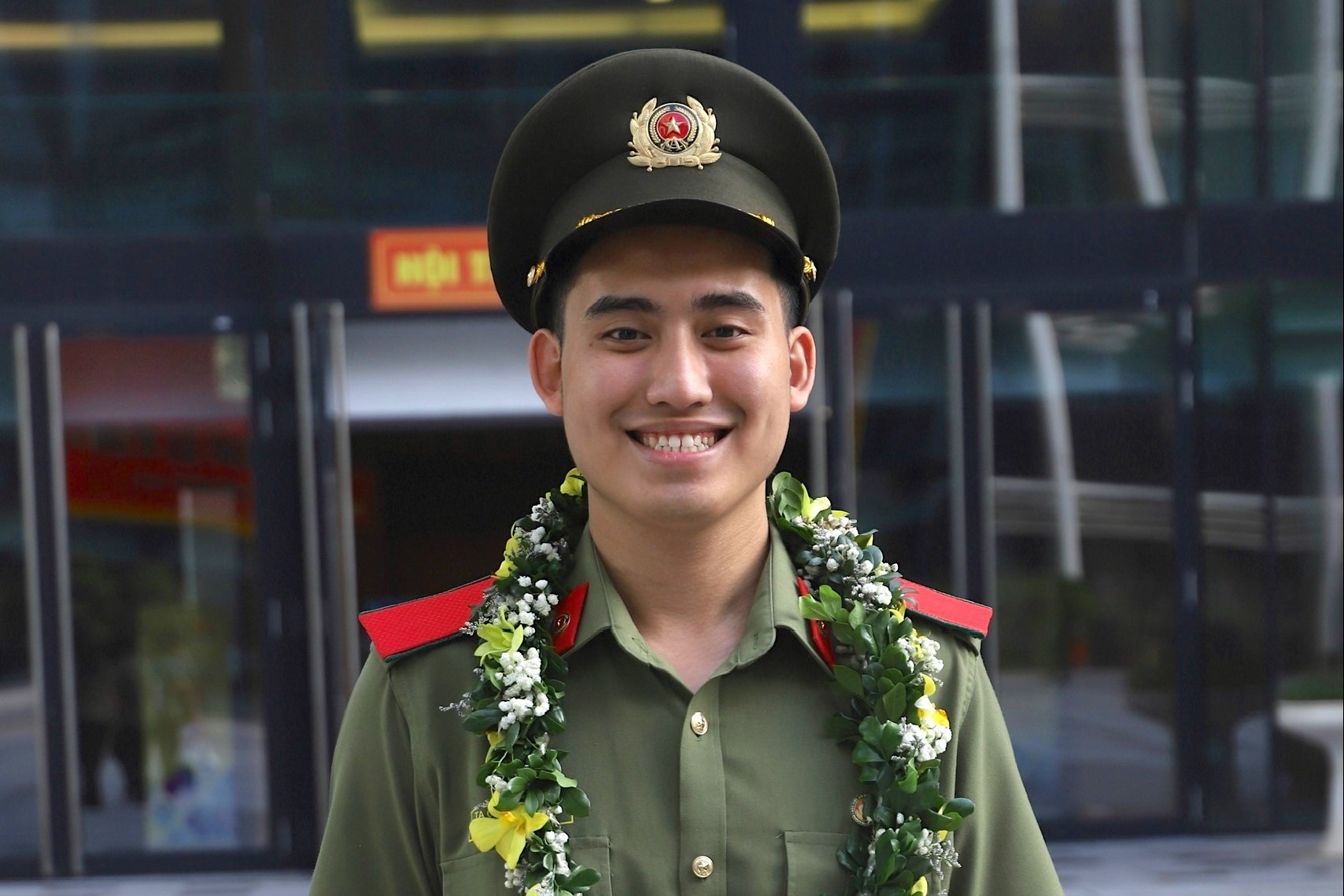 Ky luat thep cua Thu khoa dau ra Hoc vien An ninh hinh anh