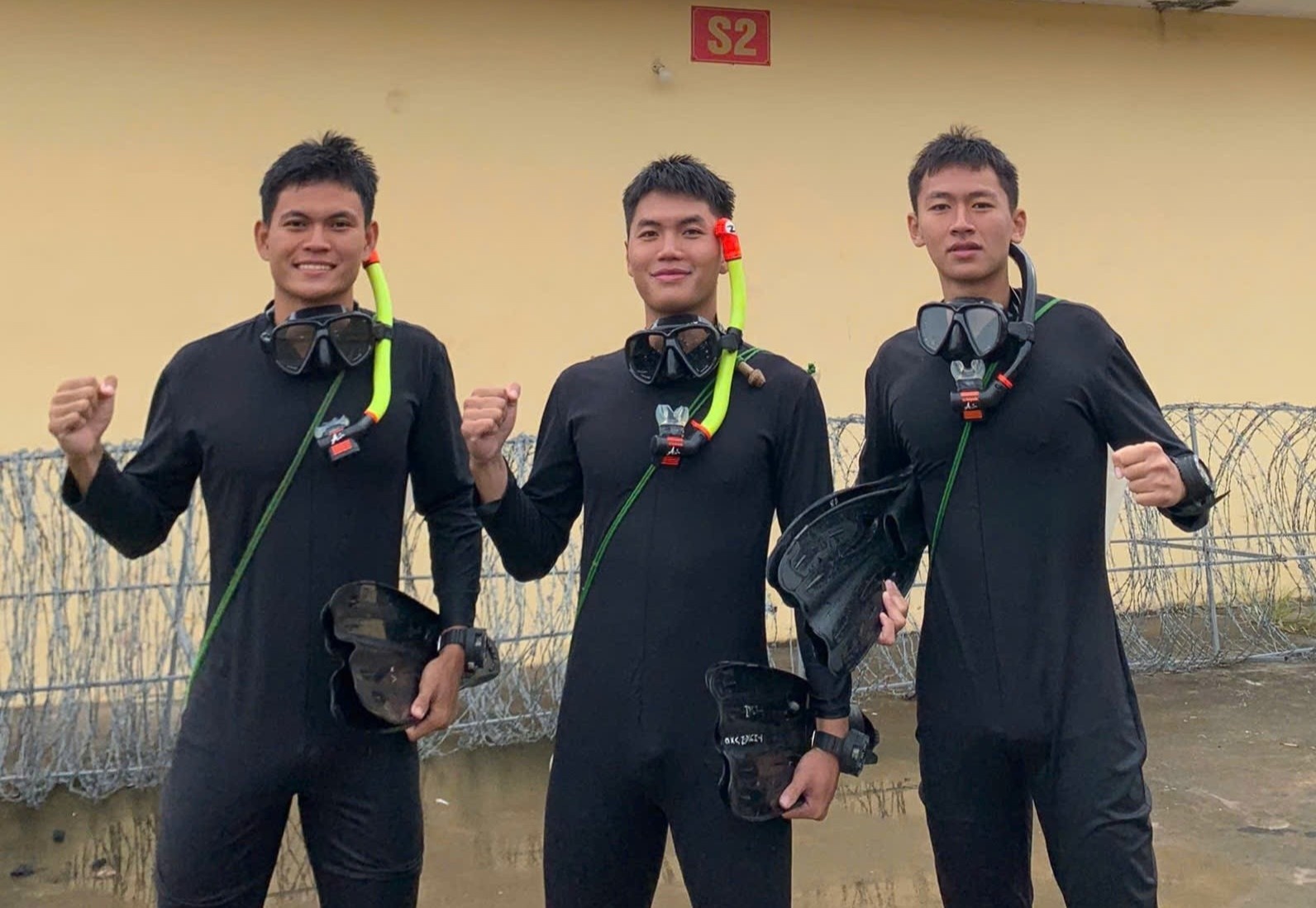 thu khoa dac cong nuoc,  Vu Xuan Cuong, truong si quan dac cong anh 6