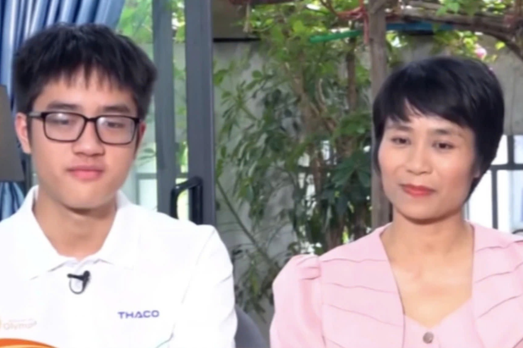 Cap me con cung thi Duong len dinh Olympia hinh anh