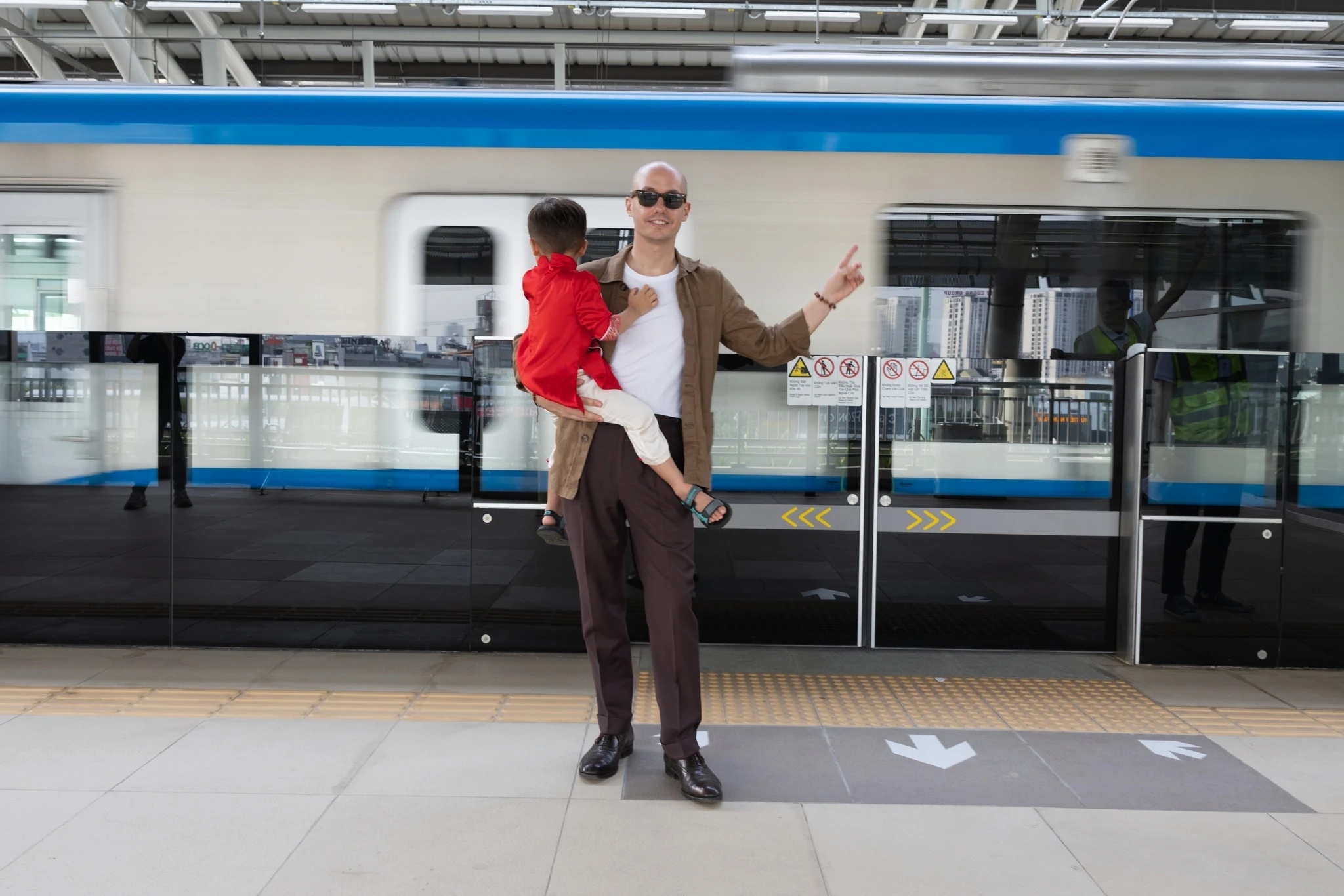 đối ngoại ảnh 4 doi ngoai anh 4