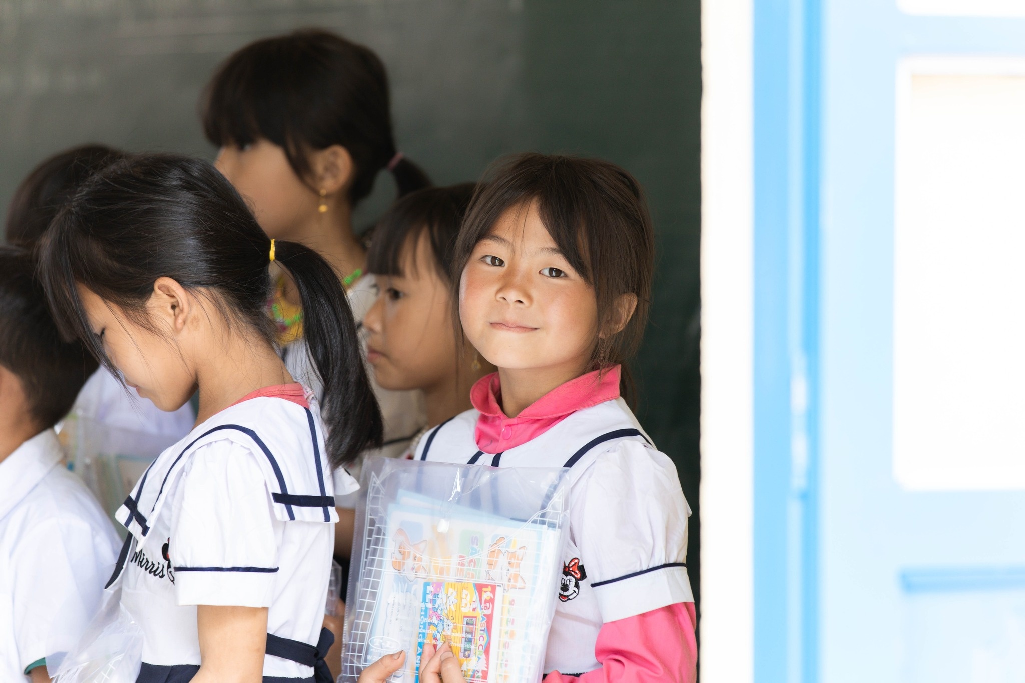 Cac 'em nuoi' trong du an Nuoi Em la ai, o dau? hinh anh