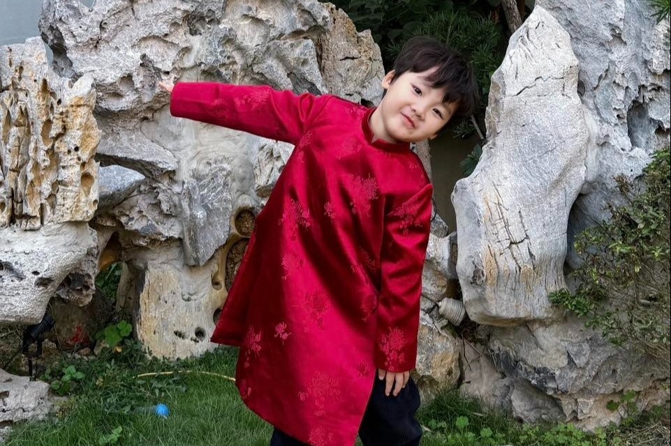 Con trai Hoa Minzy gay bat ngo hinh anh