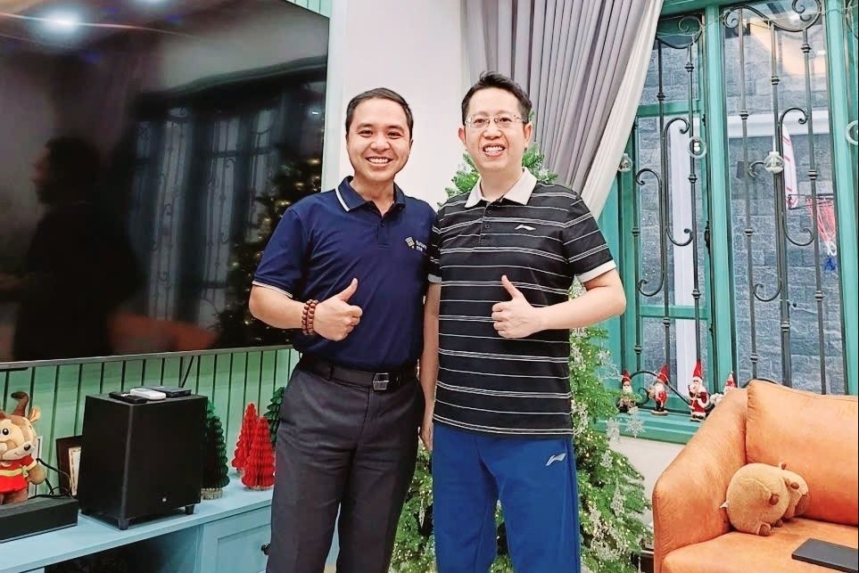 Quan quan va MC Olympia gay chu y hinh anh