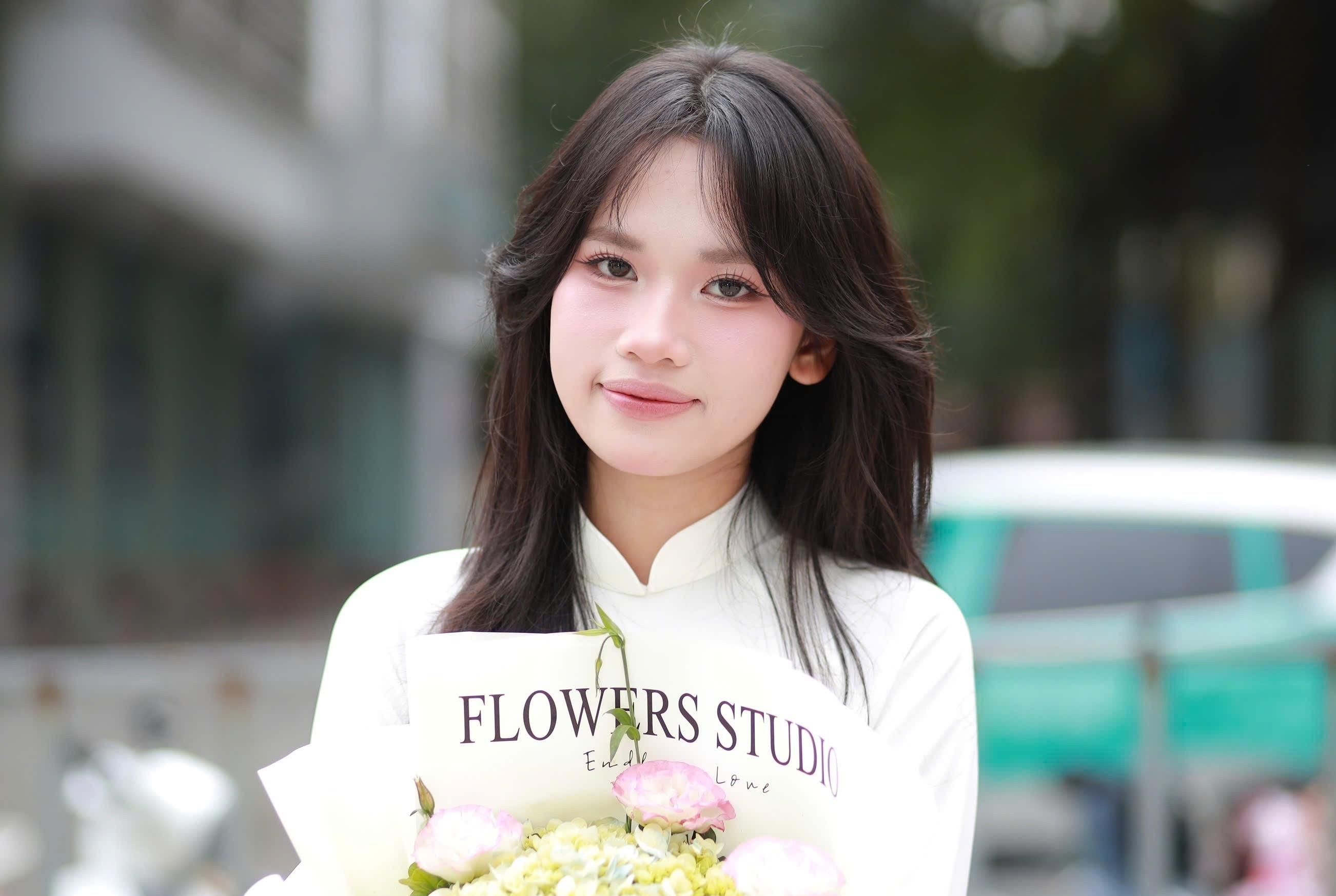 Nu sinh 2 lan gianh giai nhat HSG quoc gia, la thu khoa toan quoc hinh anh