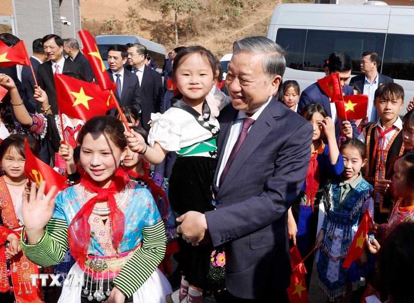 Tổng b&iacute; thư ảnh 1