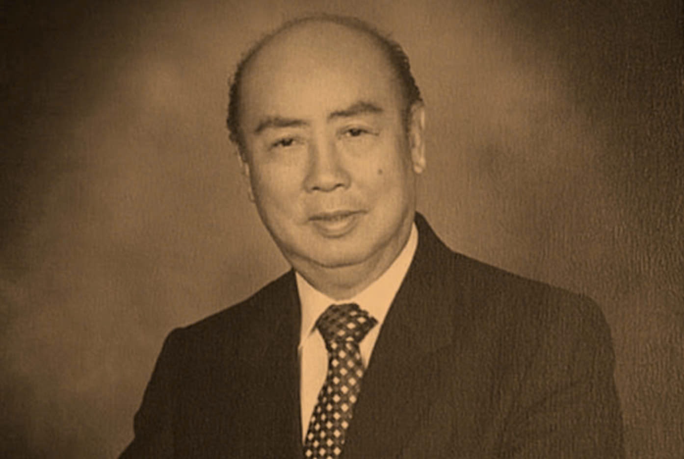 Cach ty phu goc Hoa dao tao nguoi ke nghiep hinh anh