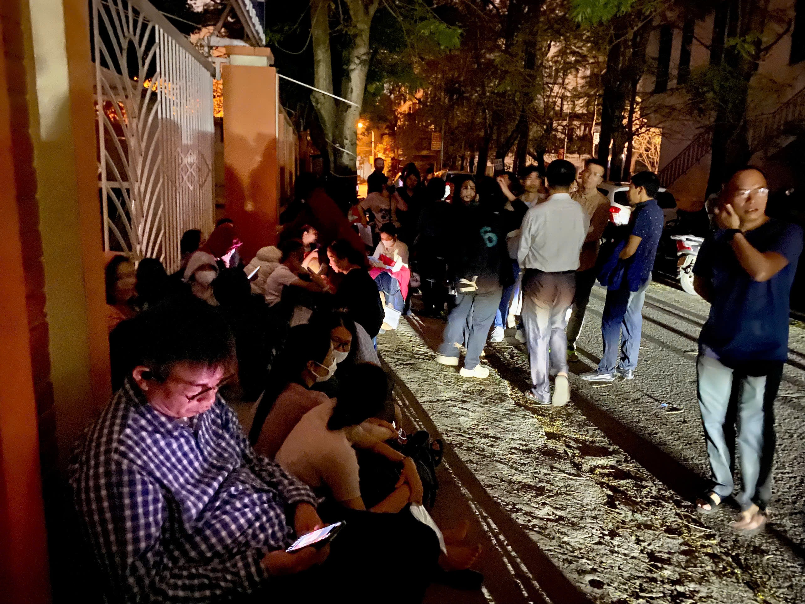 lớp 10 ảnh 2 lop 10 anh 2