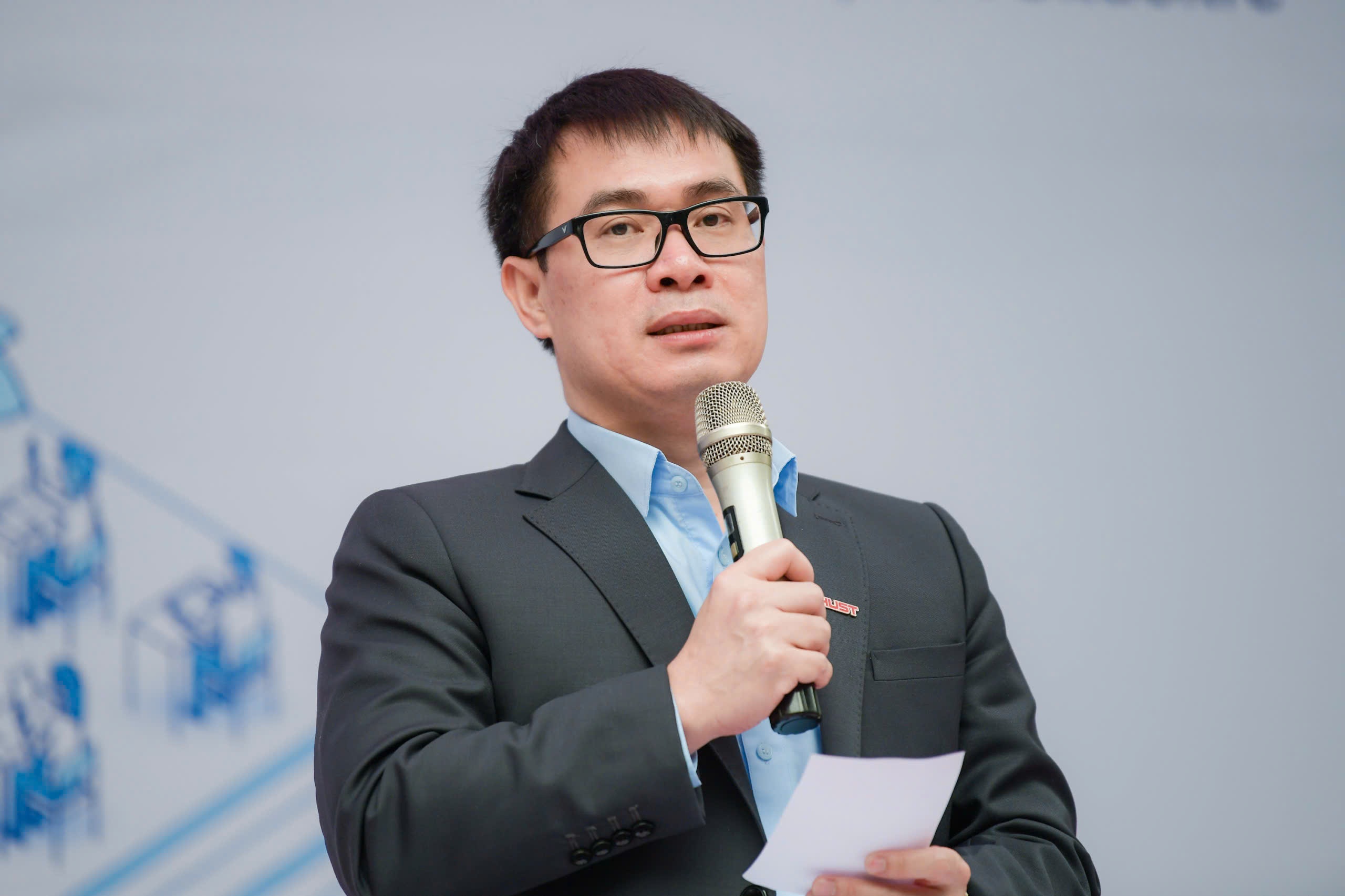 Diem chuan nganh AI o muc cao, hoc sinh trung binh co theo duoc? hinh anh