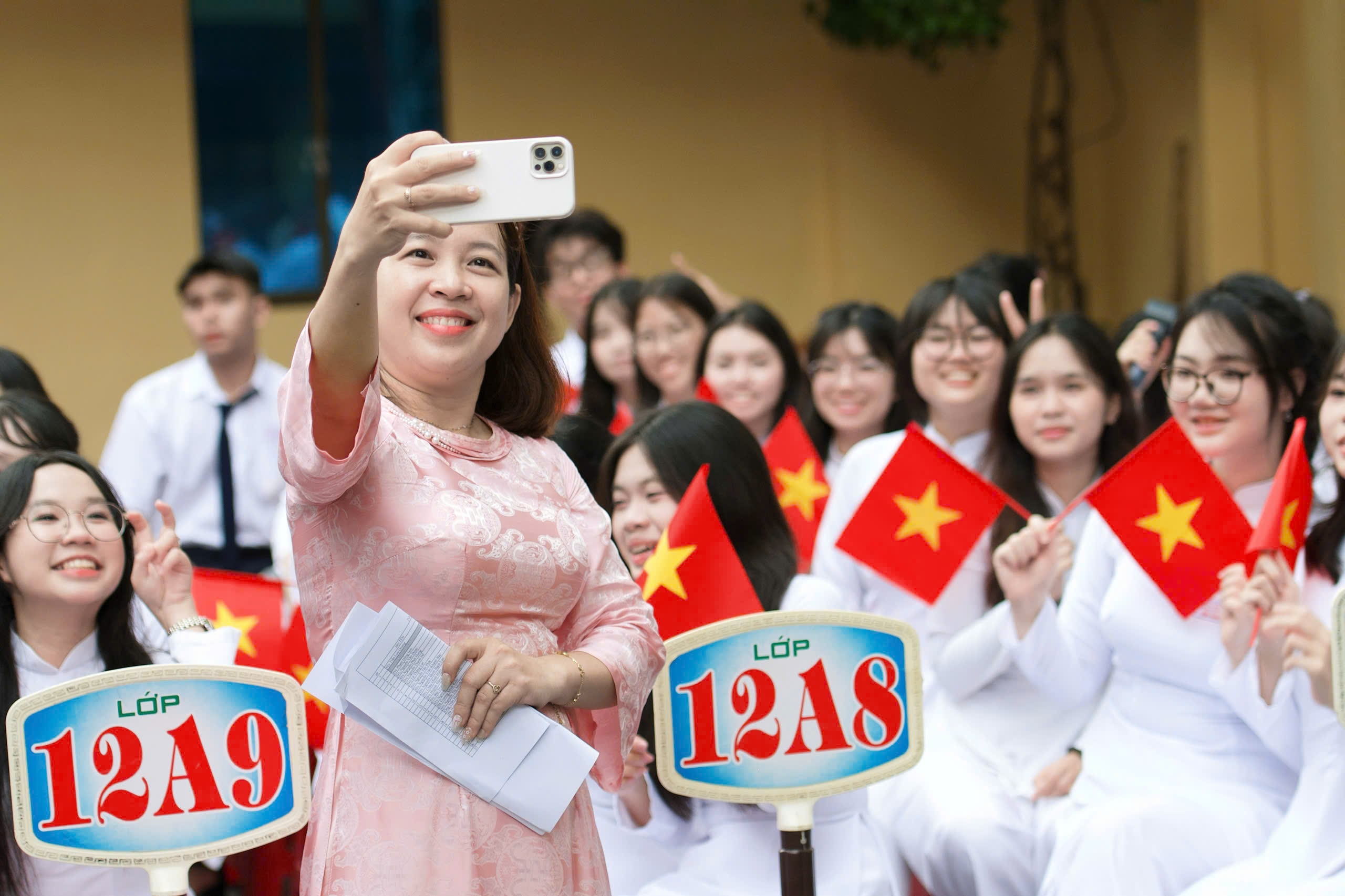 khai giảng ảnh 2 khai giảng ảnh 2