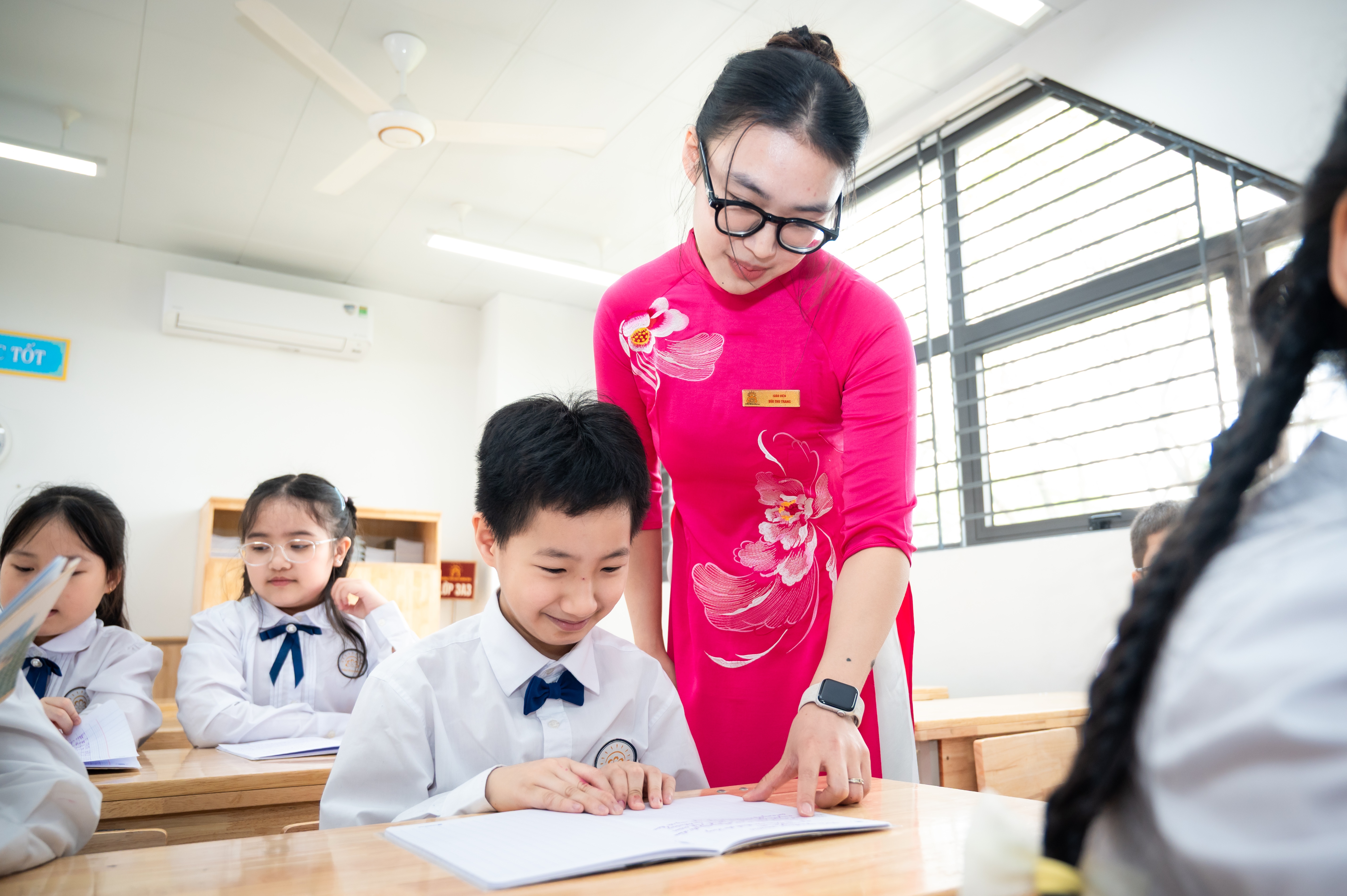 Quy dinh moi ve xep luong giao vien cong lap hinh anh