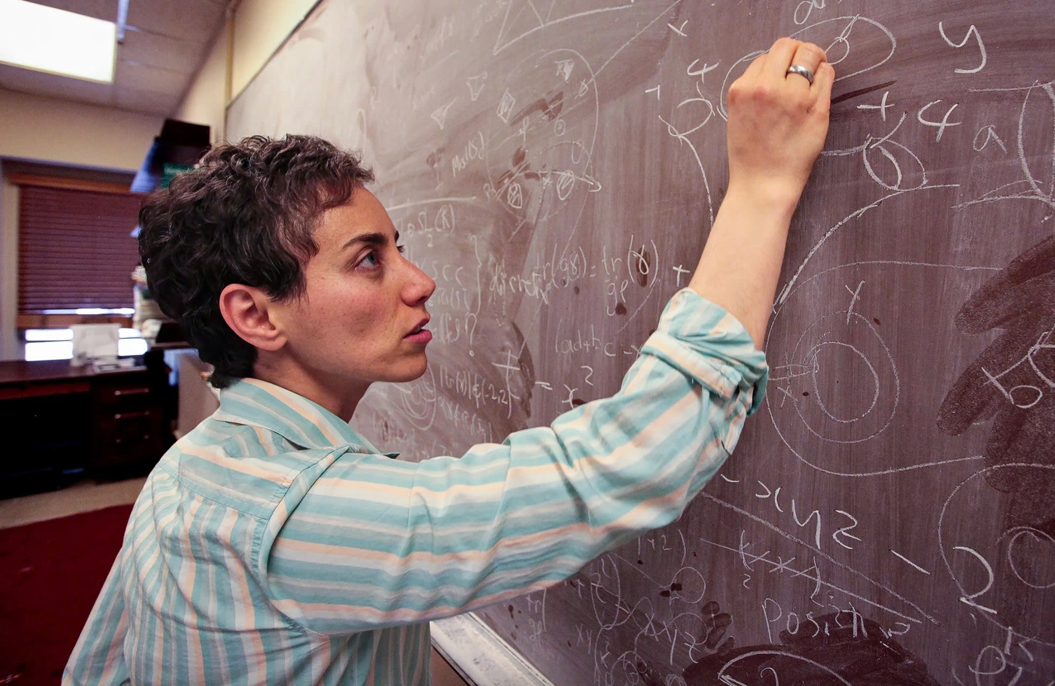 Nguoi phu nu dau tien doat giai 'Nobel Toan hoc' hinh anh