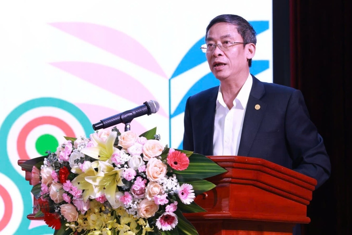 Bo GD&DT: Ban chat cua STEAM la khoi day kha nang sang tao hinh anh