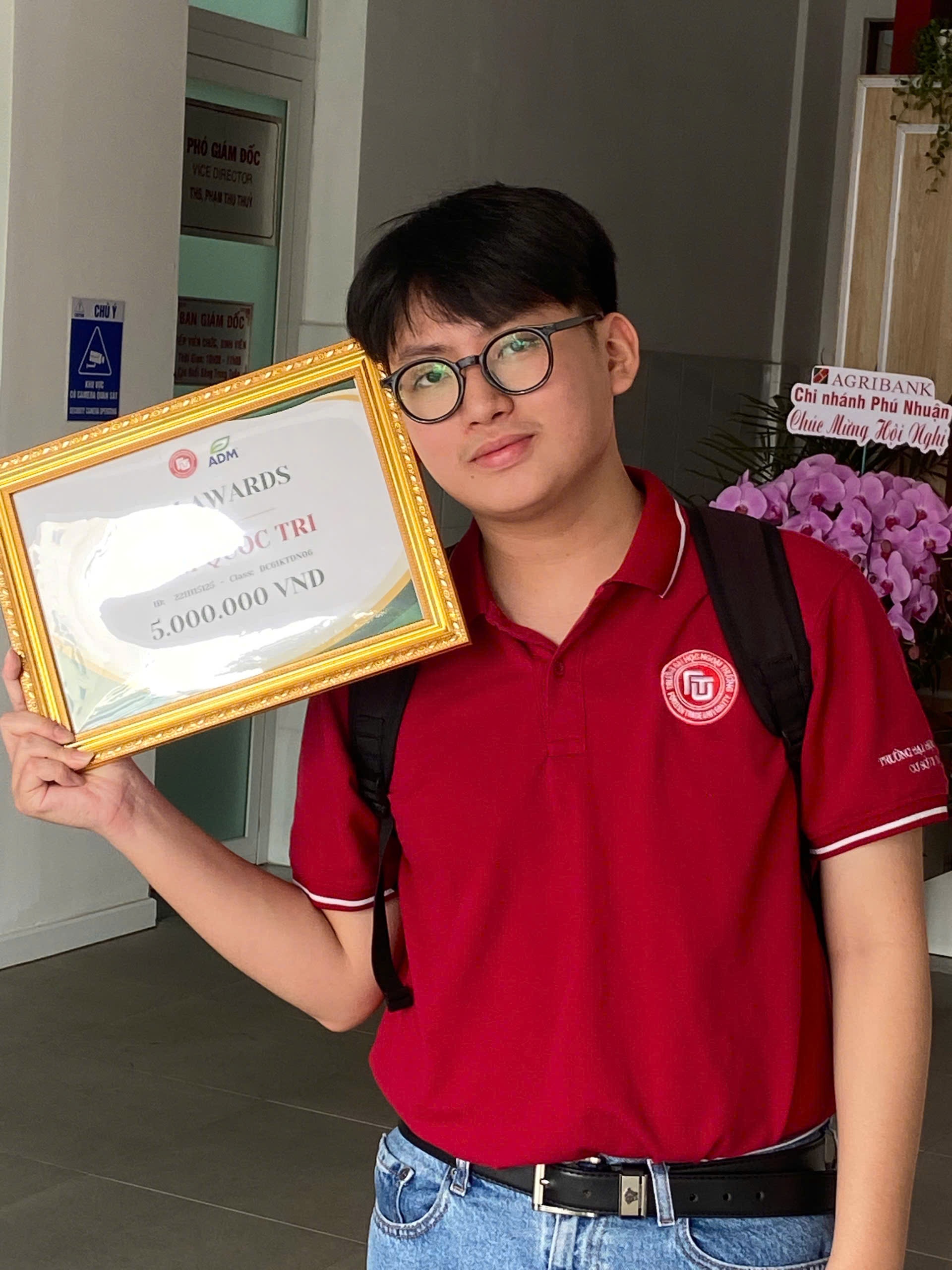 Ngoại thương ảnh 2 Ngoai thuong anh 2