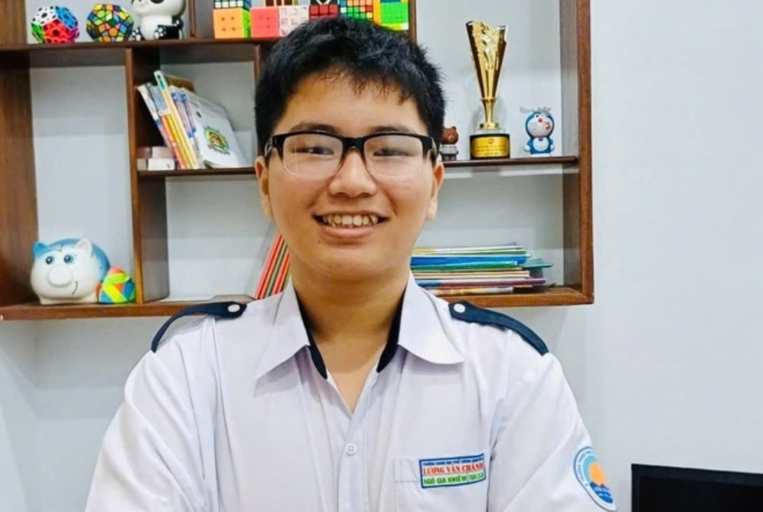 Nam sinh dat diem SAT tuyet doi 1.600/1.600, thuoc top 1% the gioi hinh anh