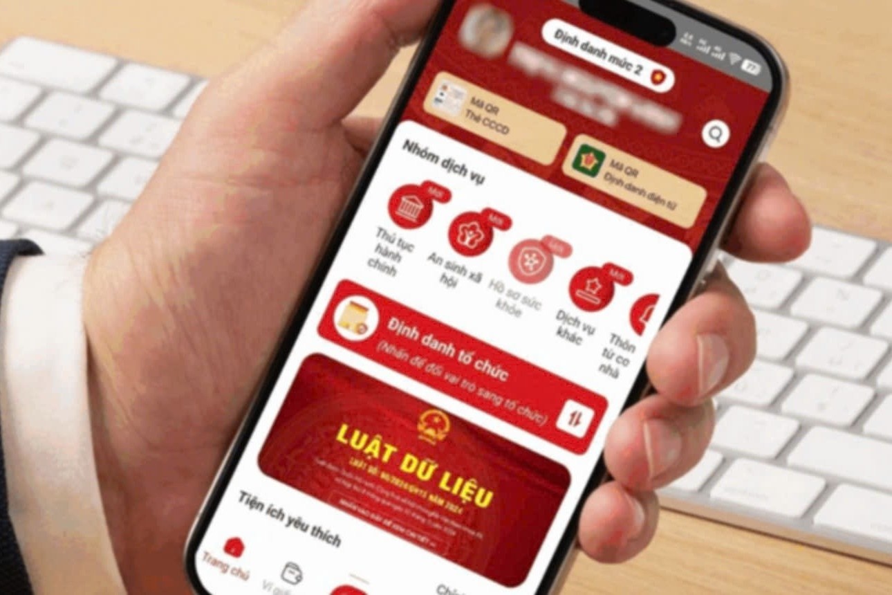 Hoc ba, bang cap duoc tich hop tren VNeID tu thang 5/2026 hinh anh