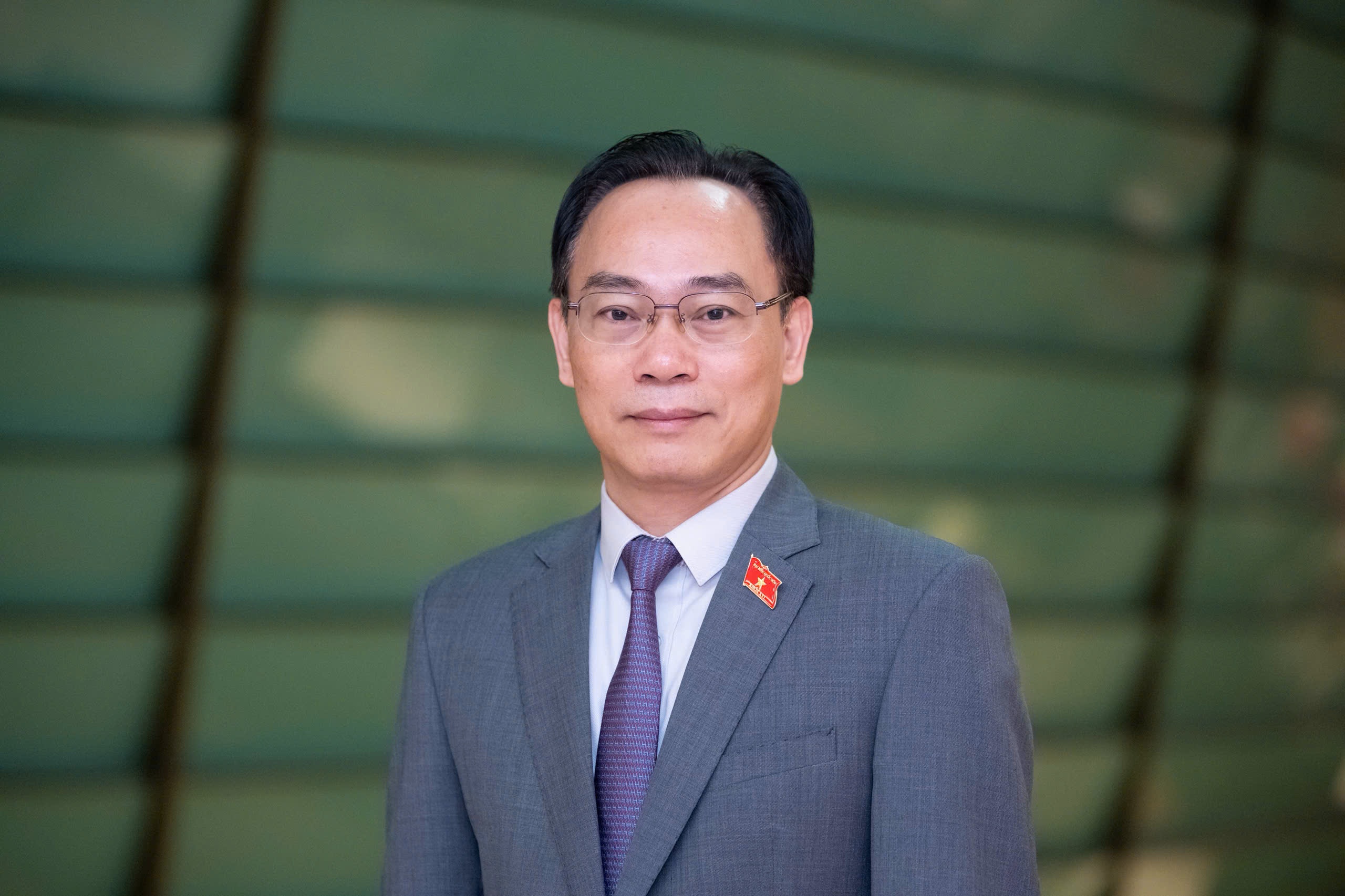 Ong Hoang Minh Son lam Bo truong GD&DT hinh anh