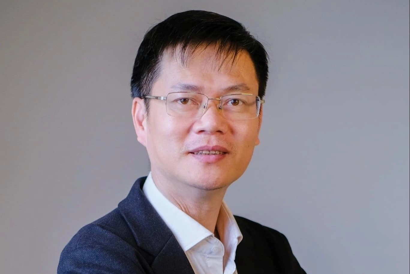 GS.TS Pham Van Hung lam pho hieu truong Dai hoc Quoc te hinh anh