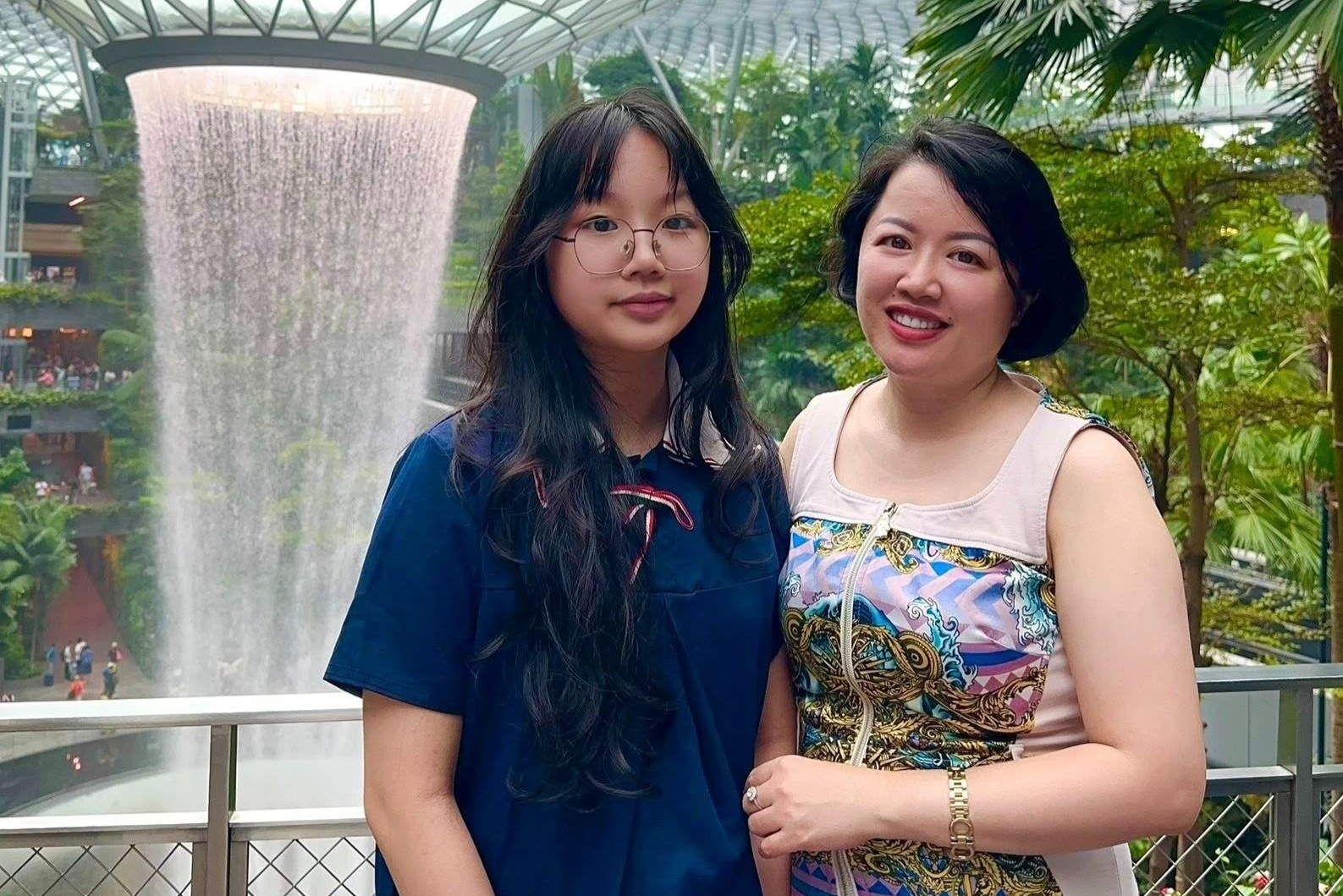 Roi truong tu, con toi ‘lot xac’ sau gan mot nam o truong cong hinh anh