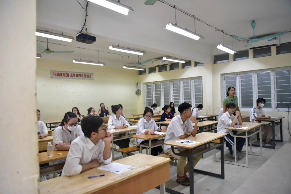 Ky luat hoc sinh cao nhat la viet ban kiem diem de gay 'nhon luat' hinh anh