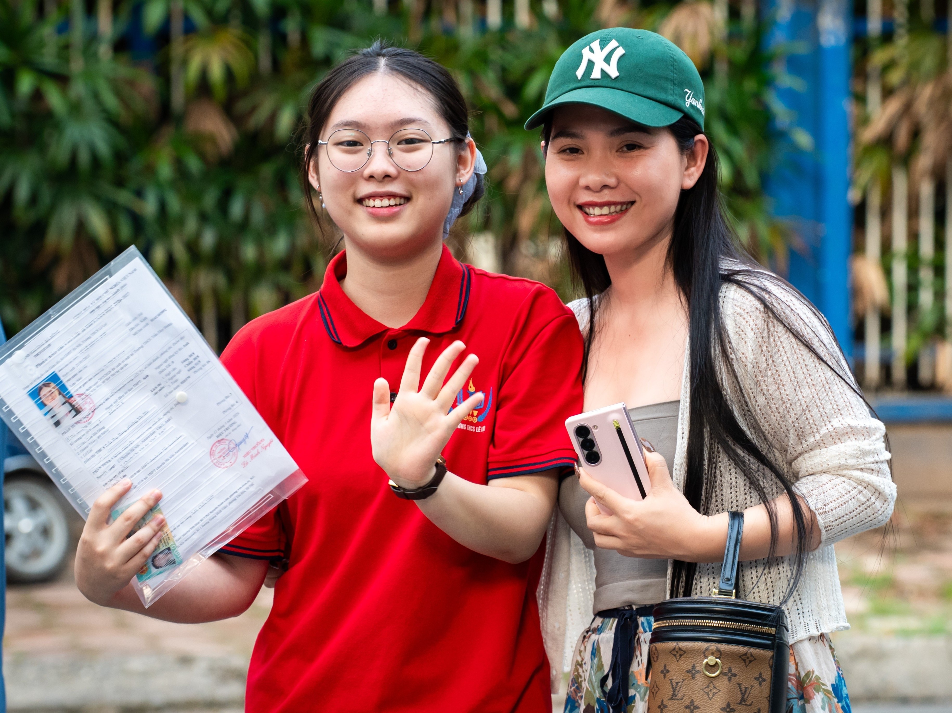 Ky luc 124.000 hoc sinh buoc vao ky thi 'cang' hon vao dai hoc hinh anh