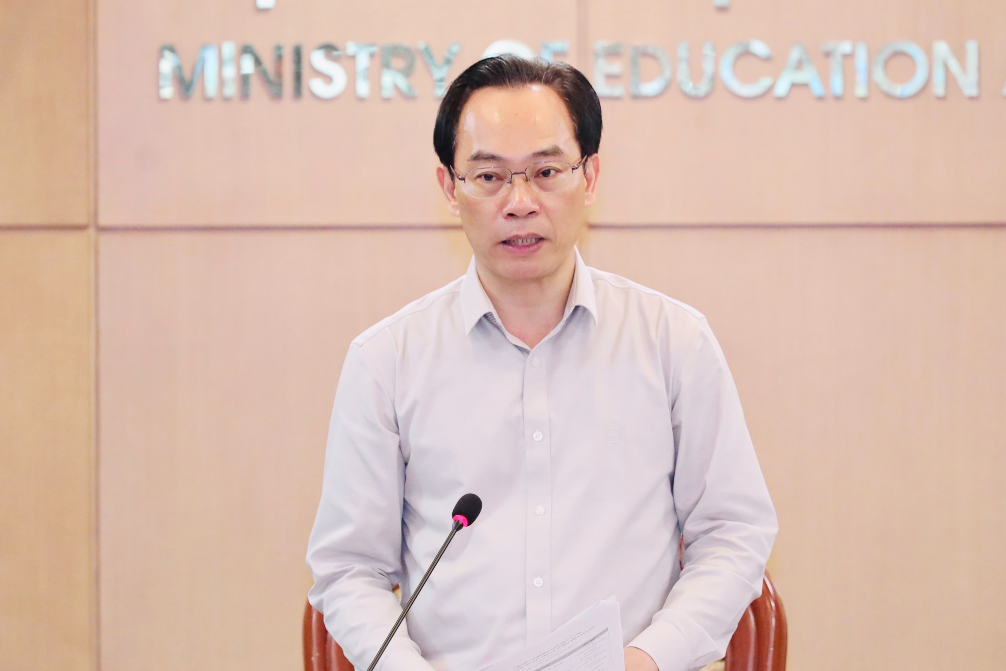 Bo truong GD&DT chi ra yeu to quyet dinh chong gian lan thi tot nghiep hinh anh