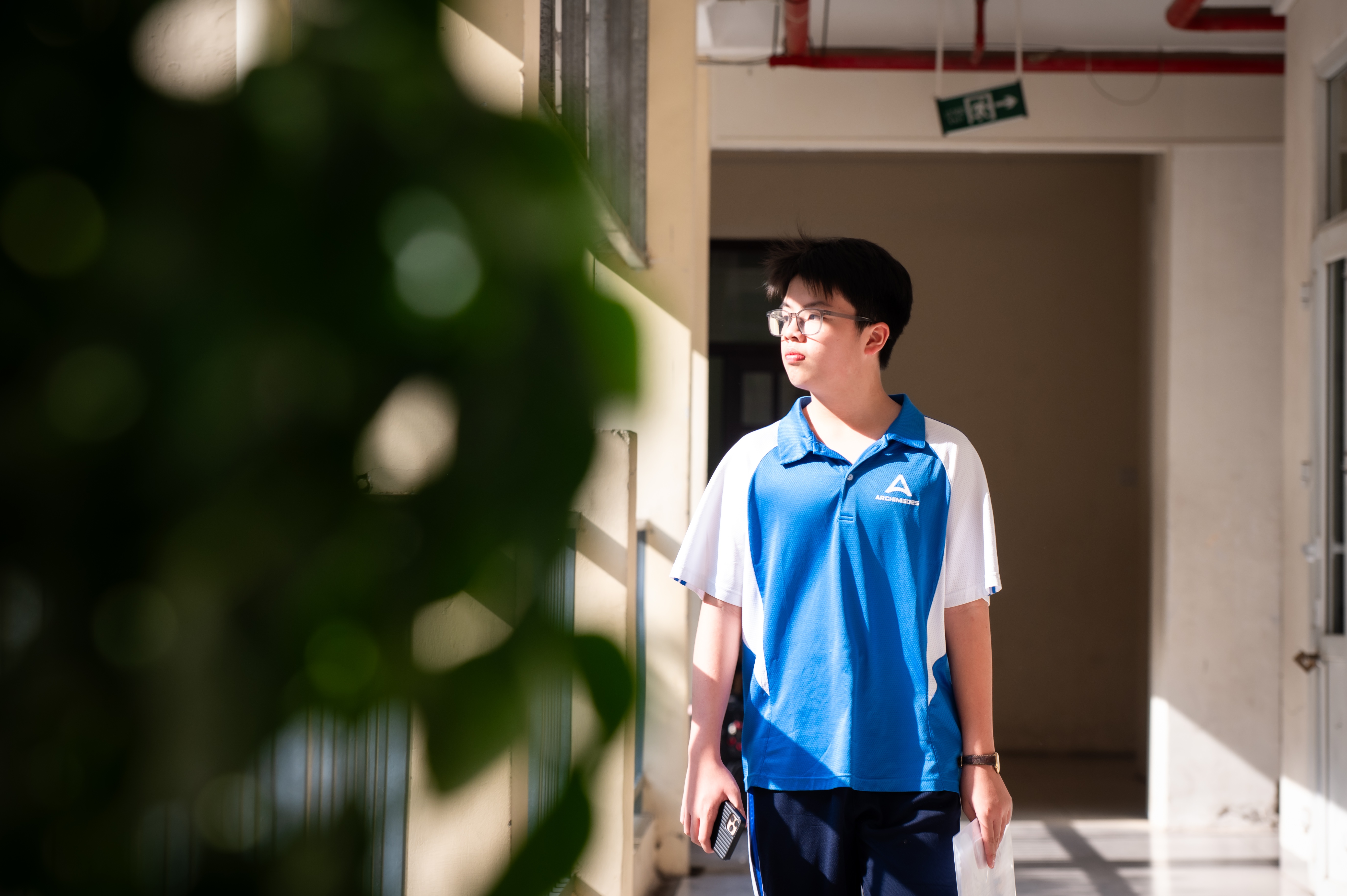 lớp 10 ảnh 2