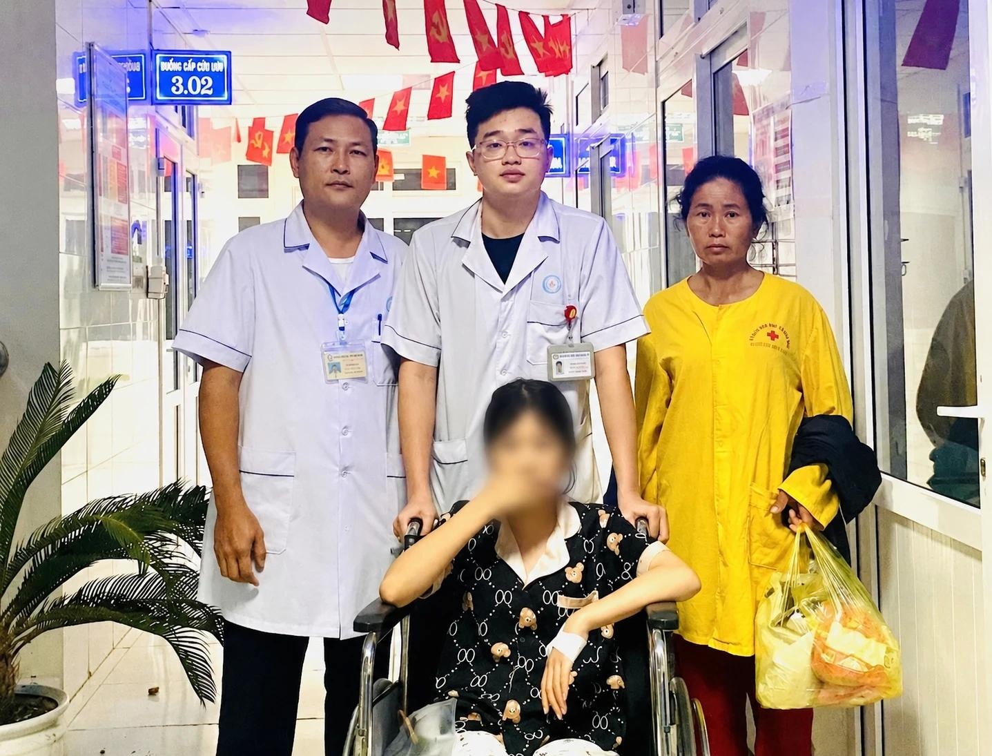 thi lop 10 anh 2