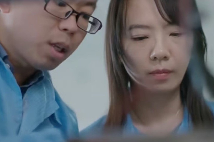 Nu than dong dung sau he thong dinh vi ve tinh Bac Dau hinh anh