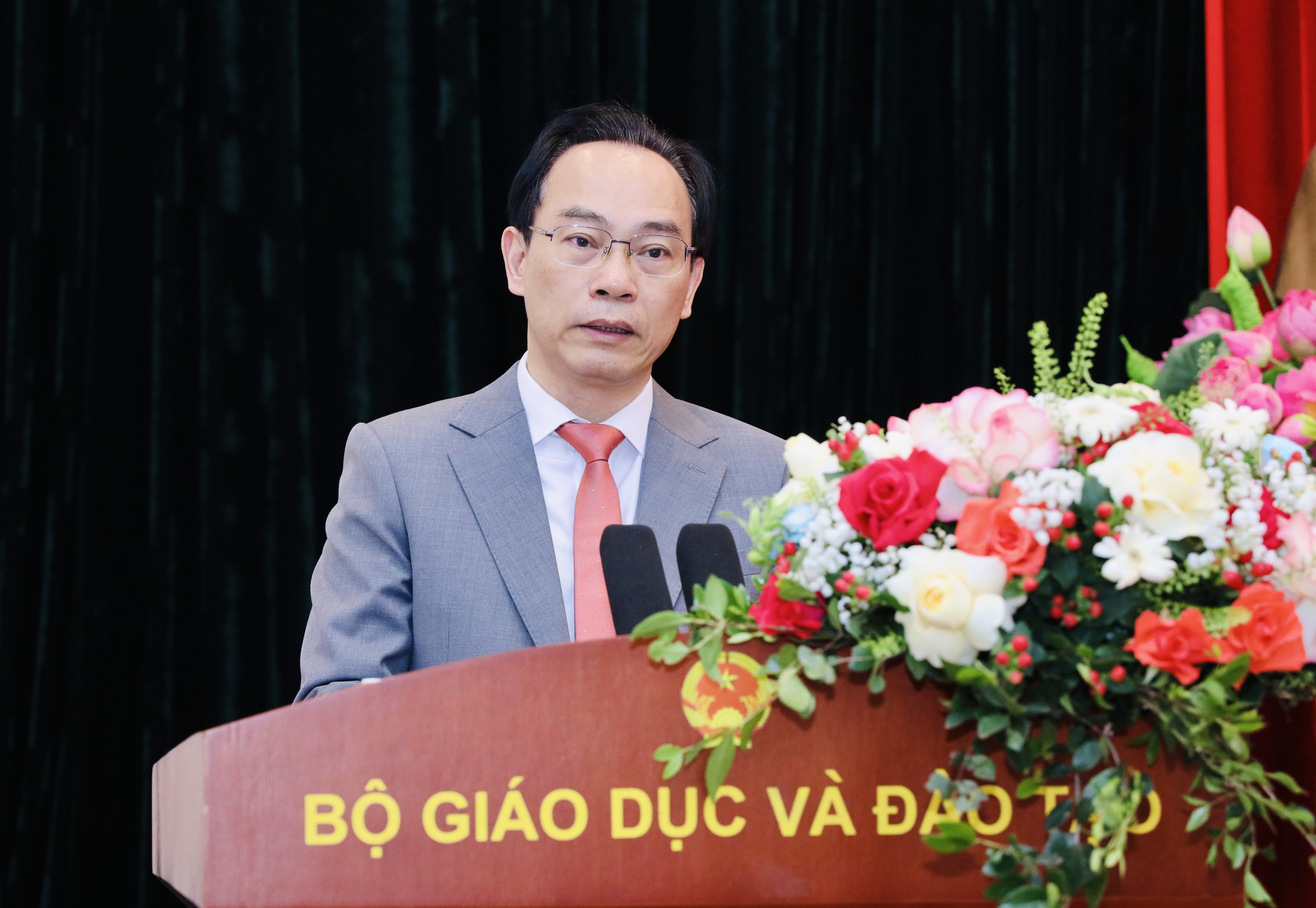 Bo GD&DT bo nhiem 153 lanh dao truong dai hoc, cao dang hinh anh