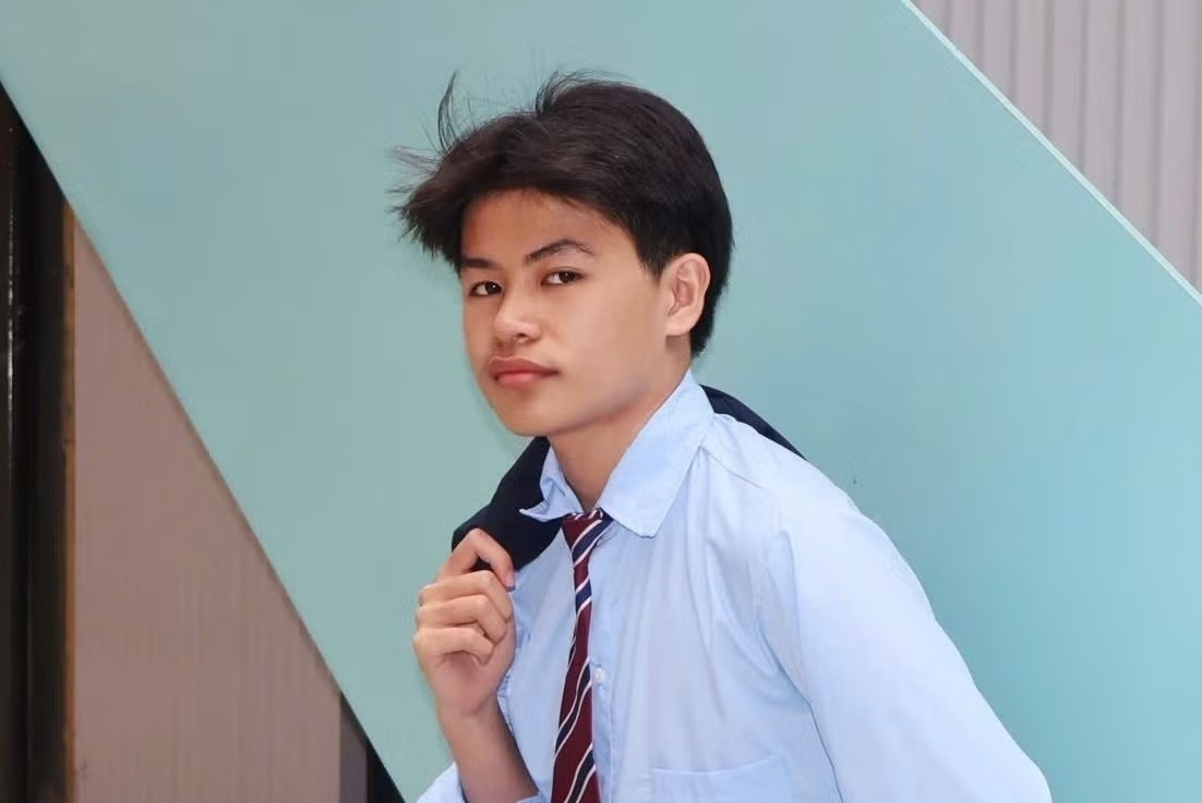 Nam sinh la thu khoa cung luc 3 to hop o Da Nang hinh anh