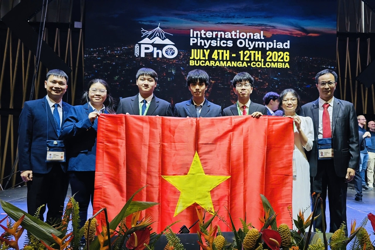 Việt Nam lần đầu vào top 7 Olympic Vật lý quốc tế