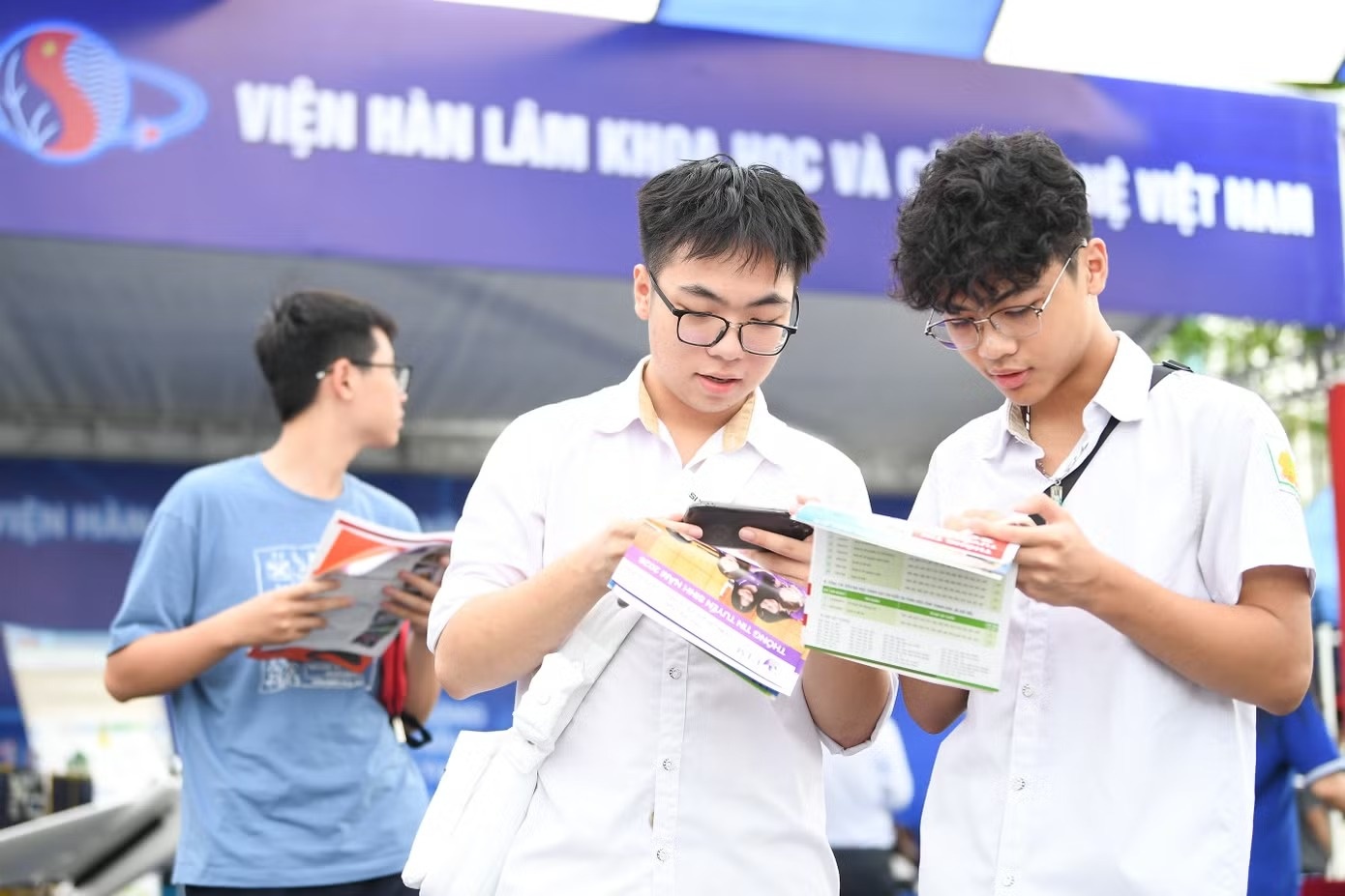 Khi trường đại học 'đói' sinh viên