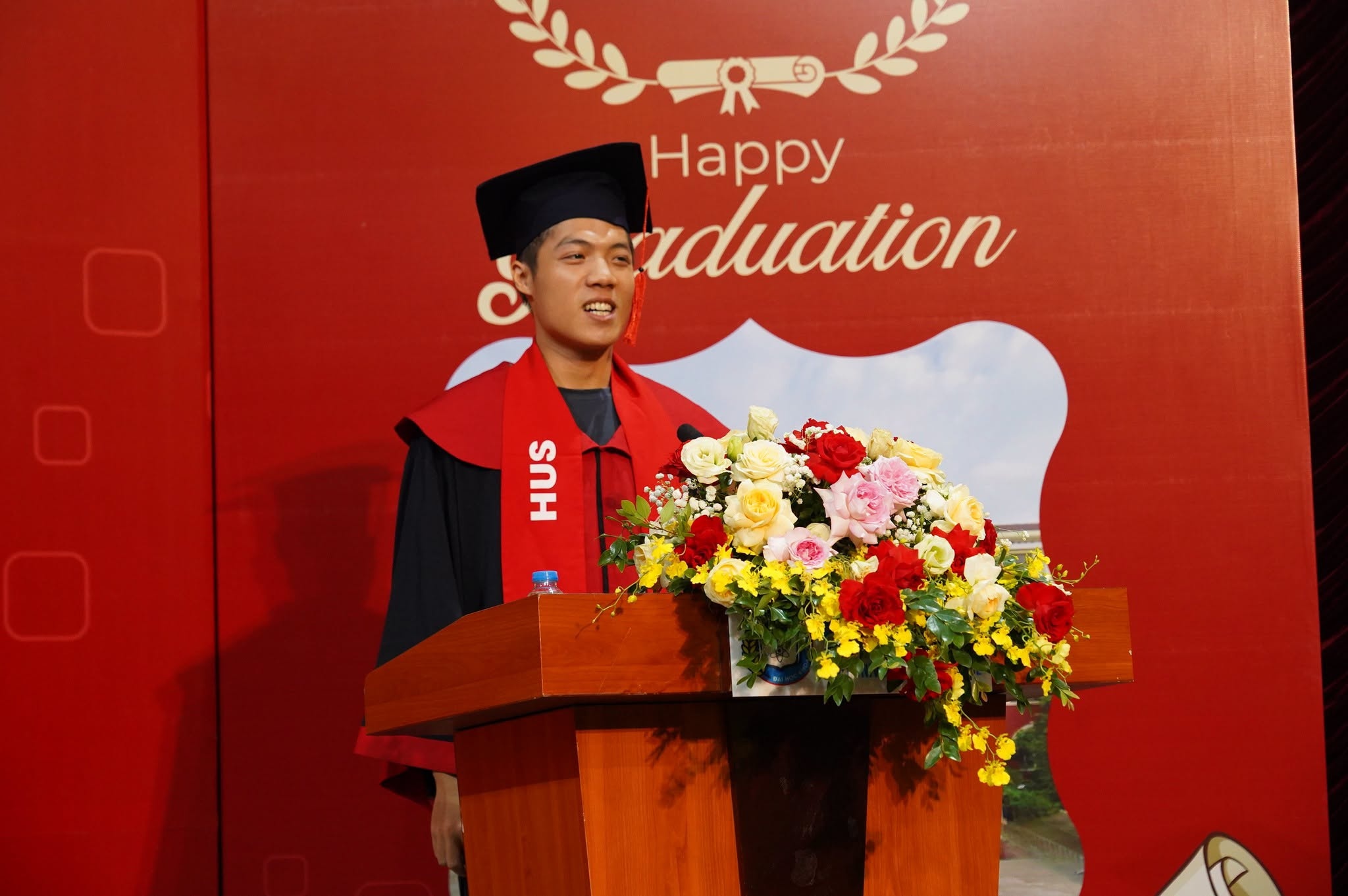thủ khoa ảnh 3