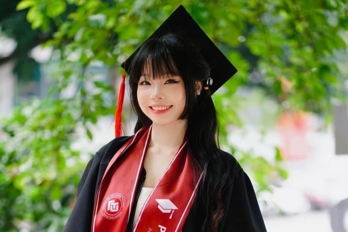 Nữ sinh Ngoại thương tốt nghiệp sớm loại xuất sắc, có bài báo quốc tế