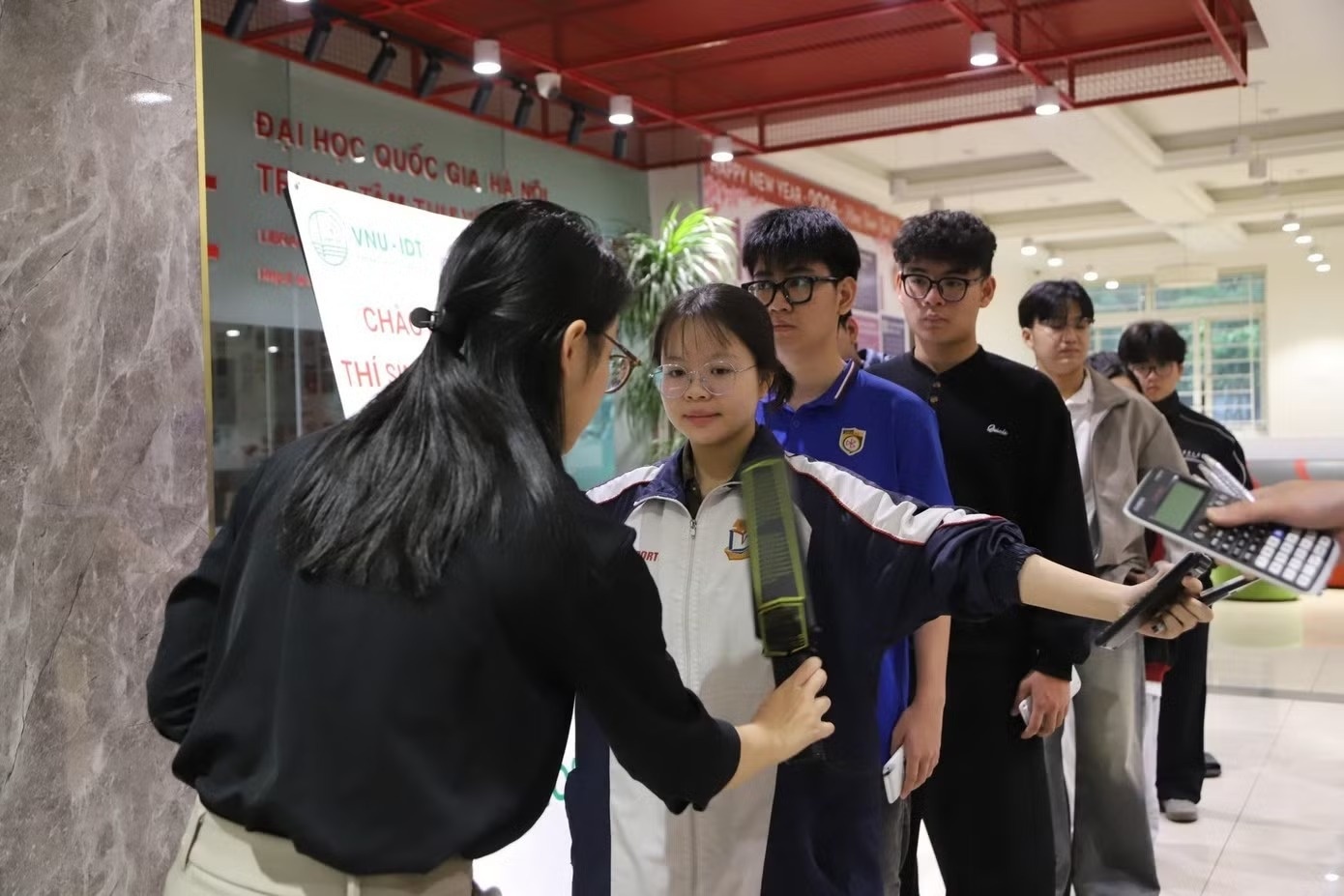Thi tốt nghiệp THPT trên máy tính: Tránh sai sót thế nào?
