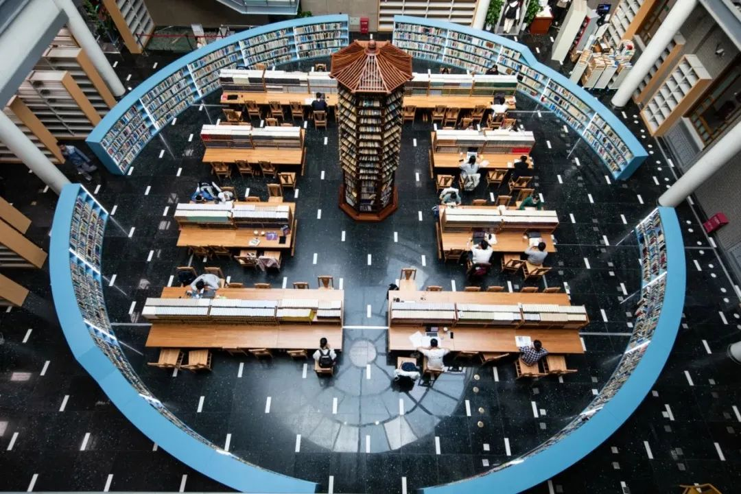 Bên trong thư viện của trường đại học top đầu châu Á