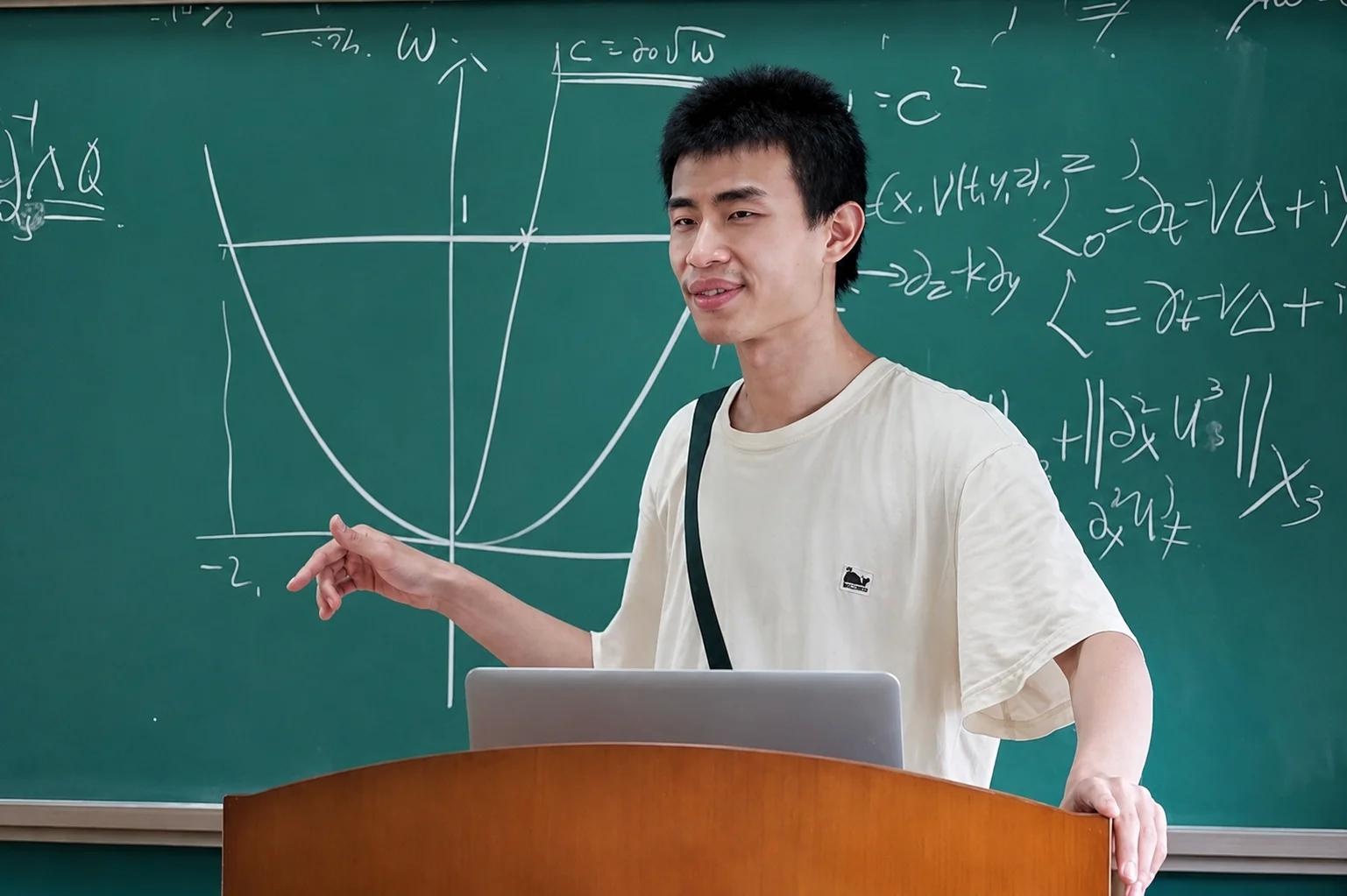 vi thần ảnh 1