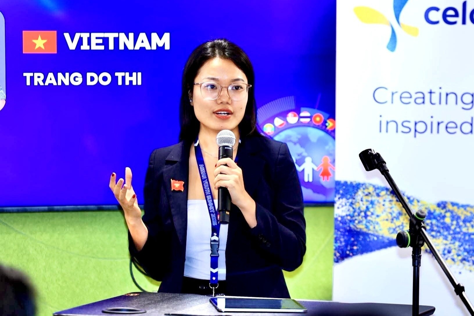 Cô gái Việt trúng tuyển thạc sĩ Đại học Cambridge