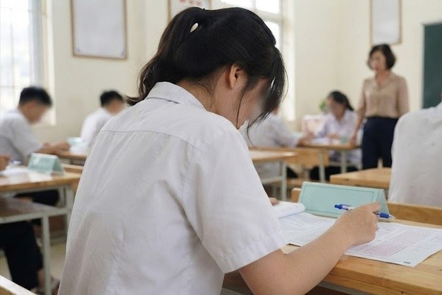 Vụ gian lận thi tại Bắc Ninh: Thí sinh chép bài bị trừ 50% điểm Toán