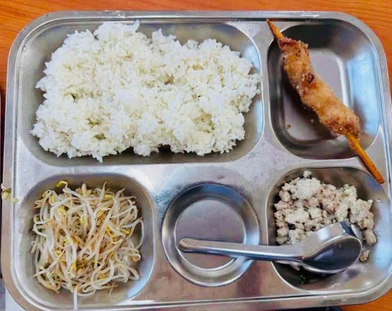 b&aacute;n tr&uacute; ảnh 1