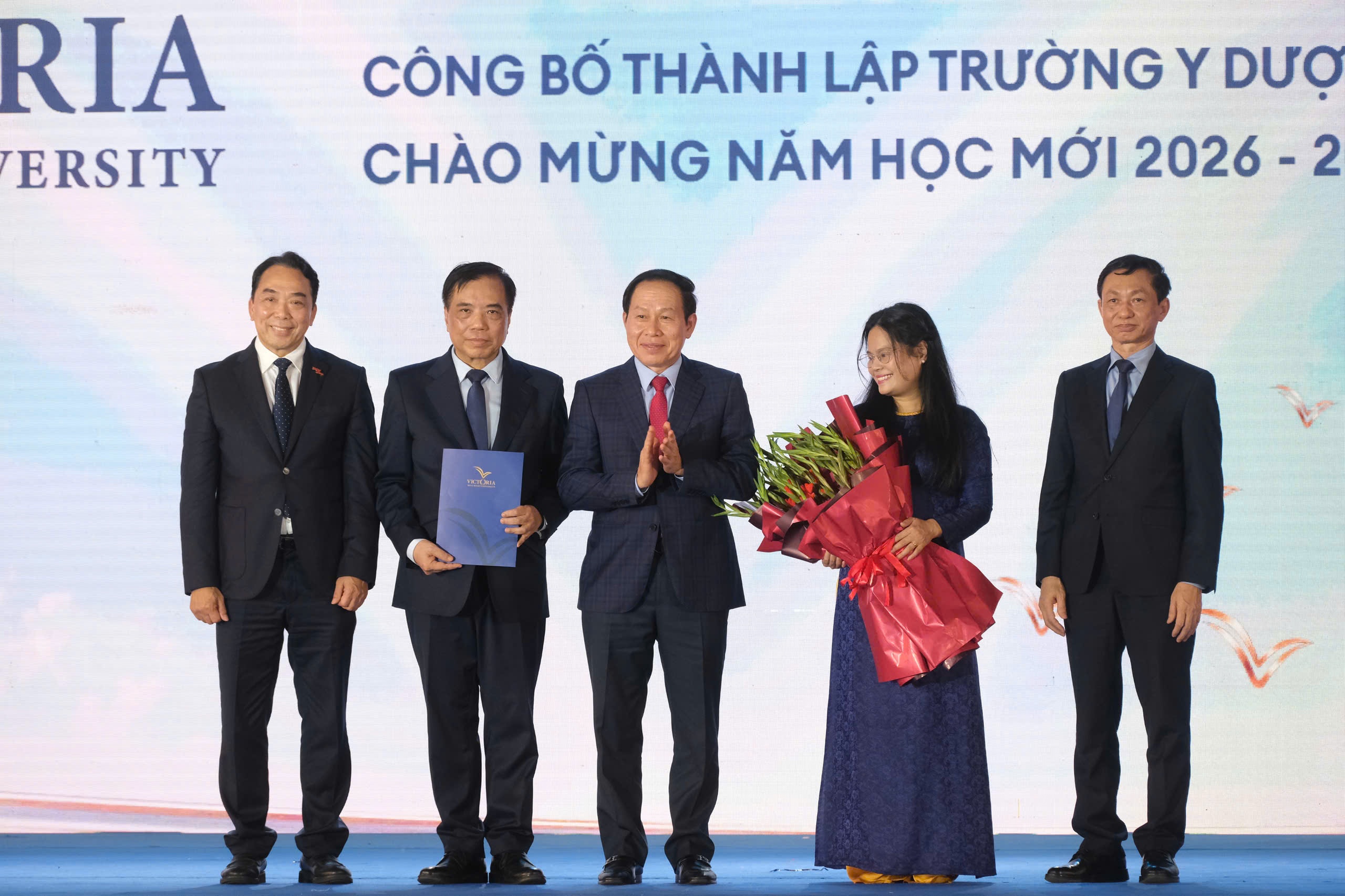 y - dược ảnh 1