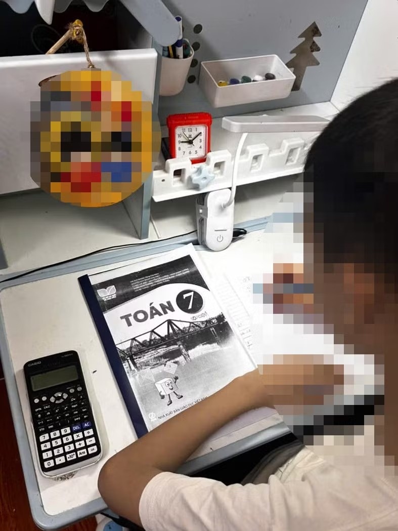 sách giáo khoa ảnh 1 sách giáo khoa ảnh 1